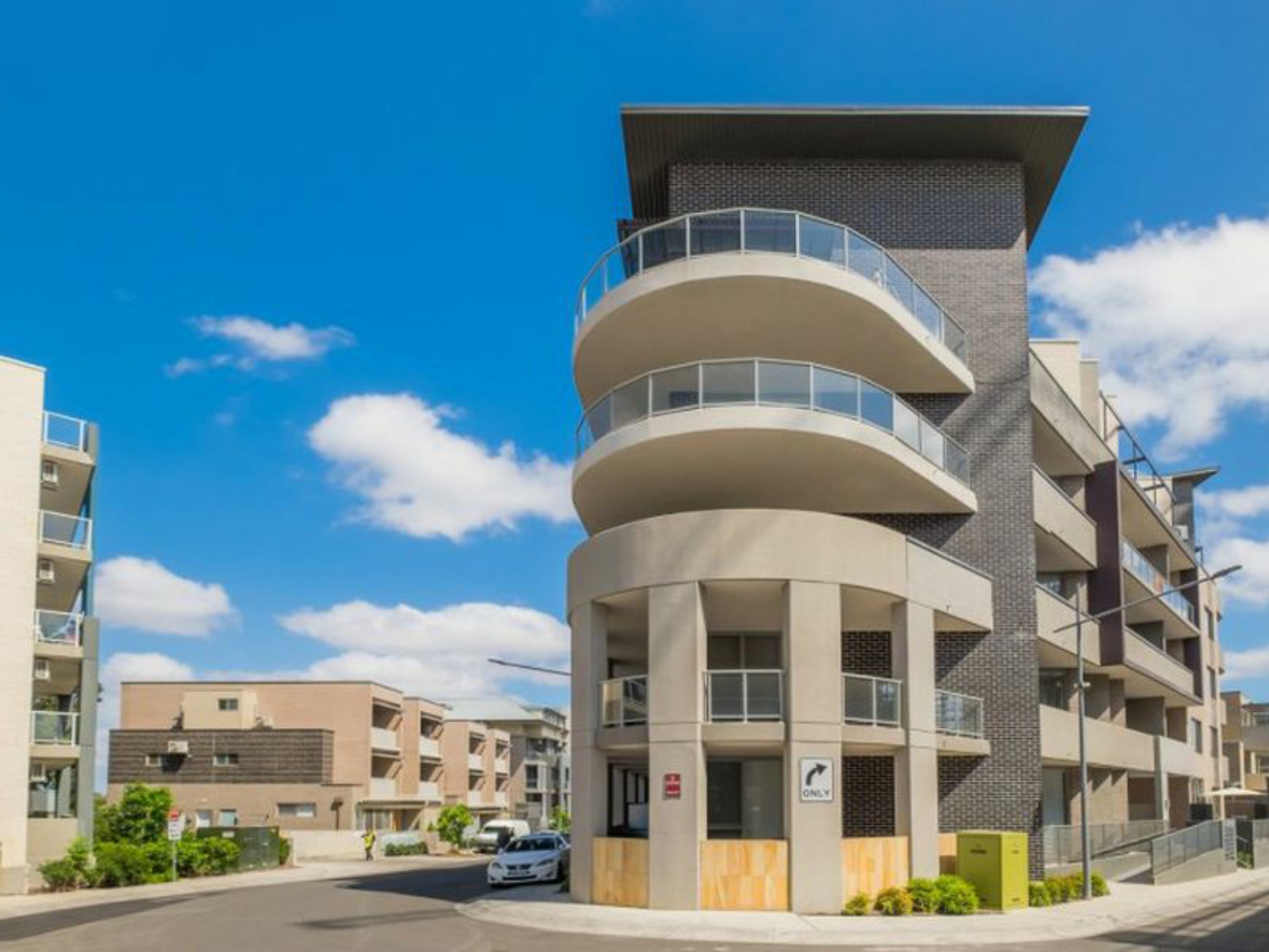 L102/81-86 Courallie Ave, HOMEBUSH WEST
