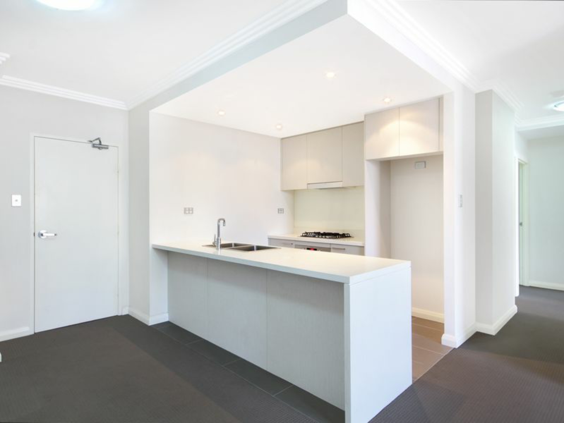 L102/81-86 Courallie Ave, HOMEBUSH WEST