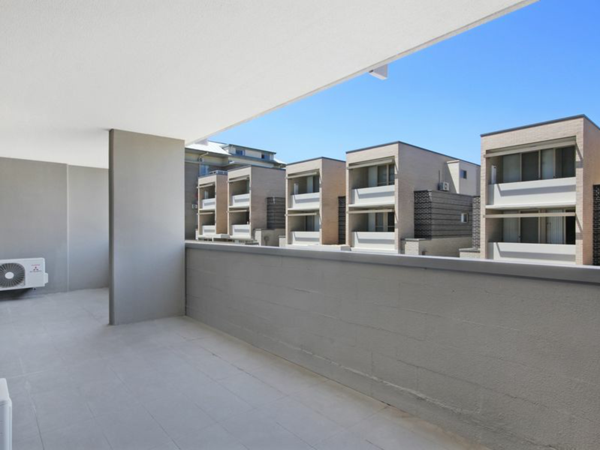 L102/81-86 Courallie Ave, HOMEBUSH WEST