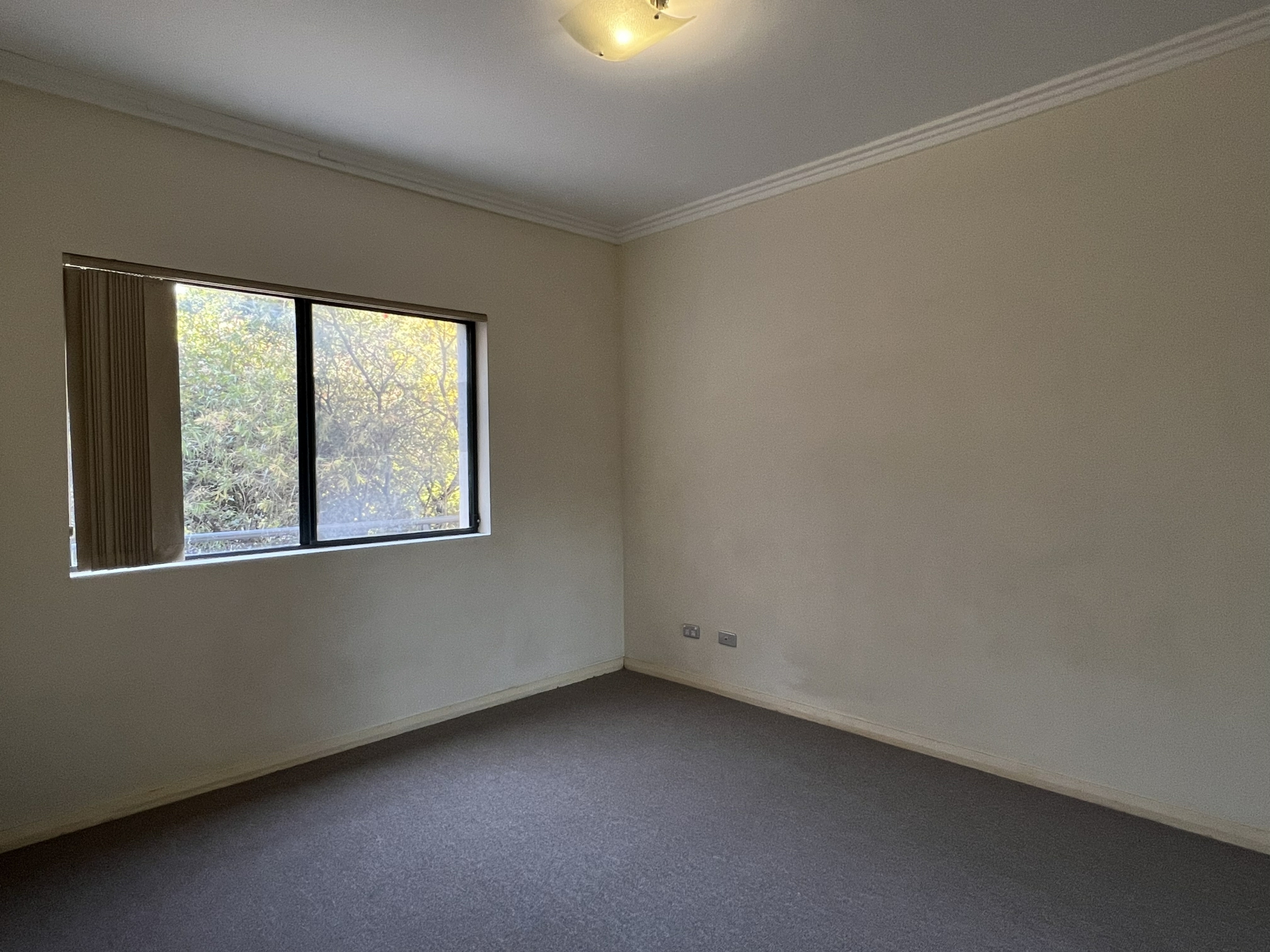 9/74-80 Woniora Road, HURSTVILLE