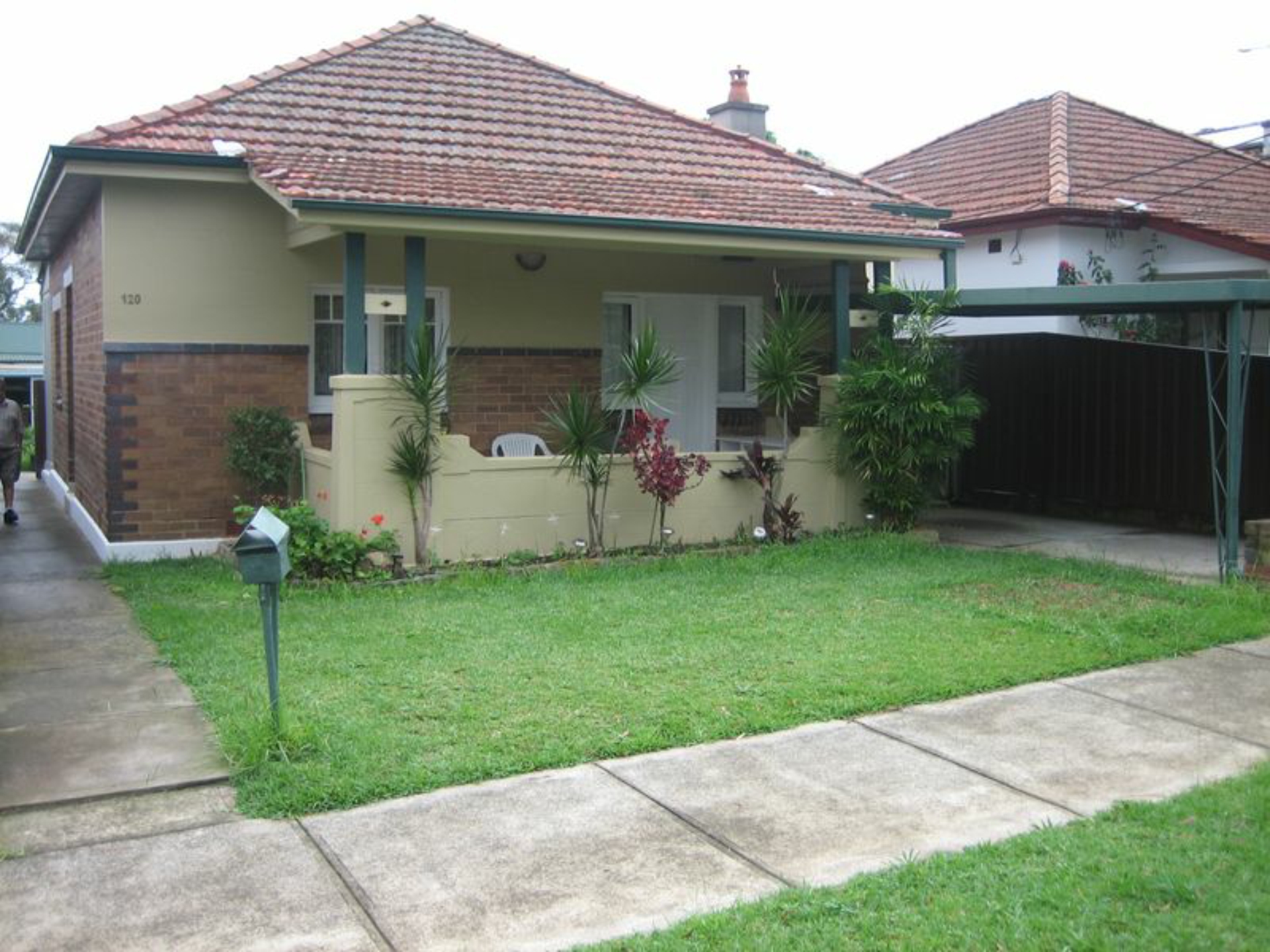 120 Carrington Avenue, HURSTVILLE