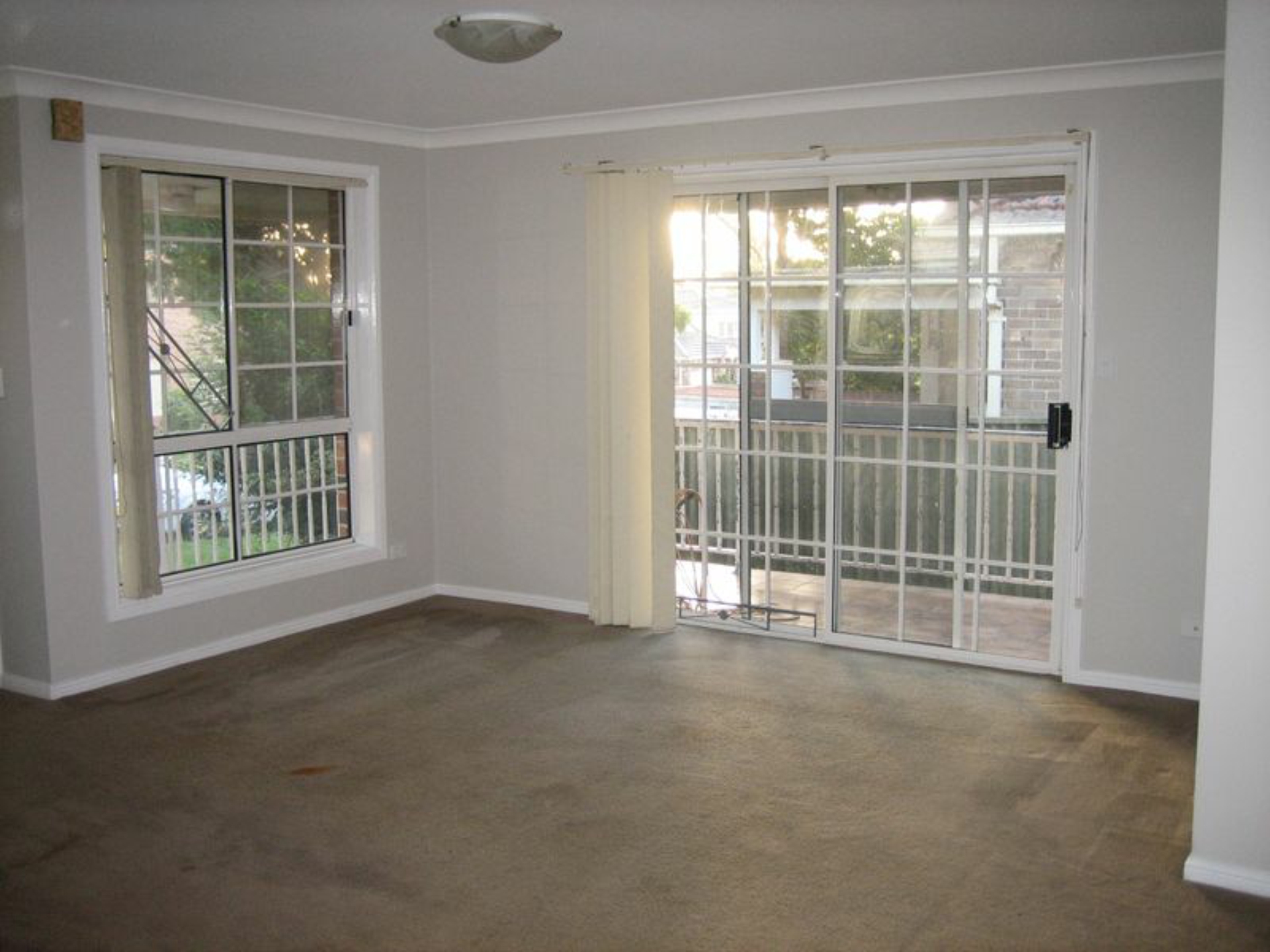 2/6-14 Bassett Street, HURSTVILLE