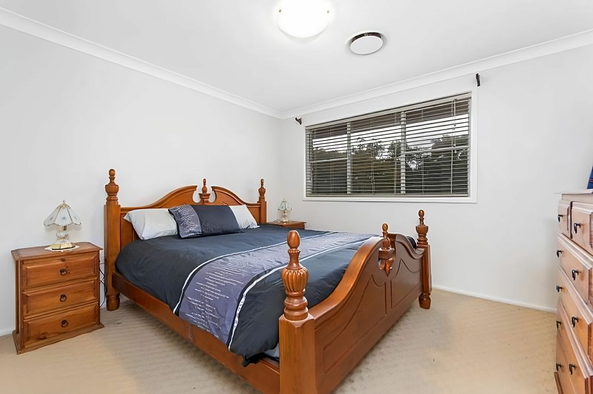 27 Francis Greenway Drive, CHERRYBROOK