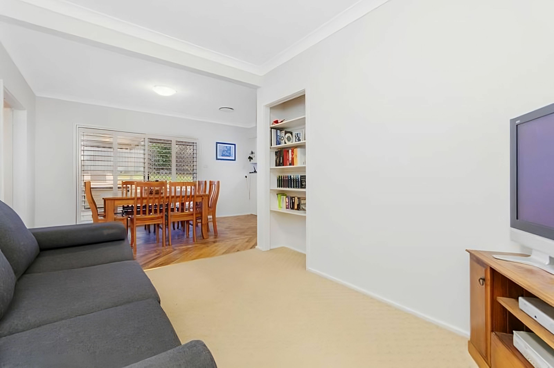 27 Francis Greenway Drive, CHERRYBROOK