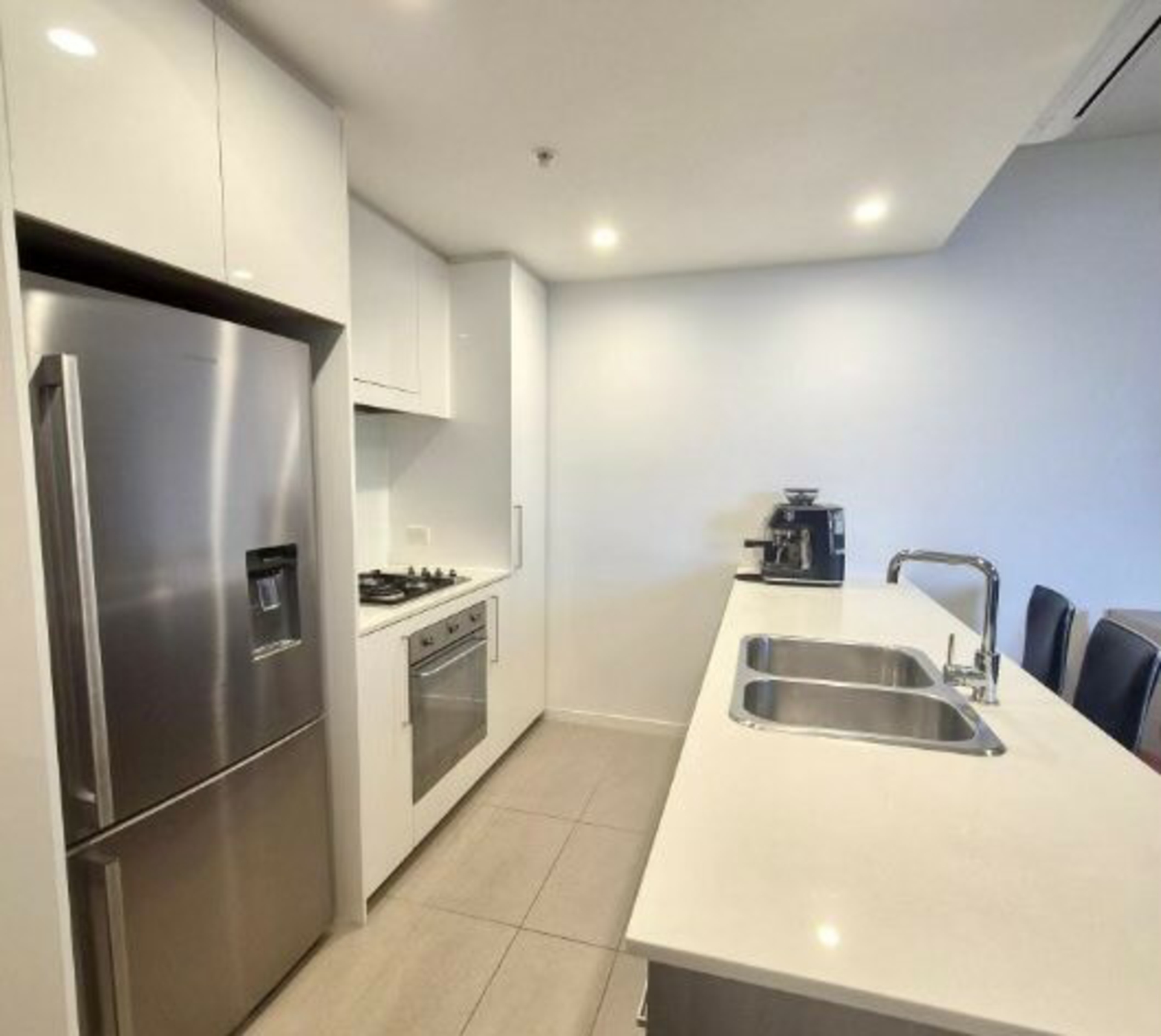 B902/458 Forest Road, HURSTVILLE