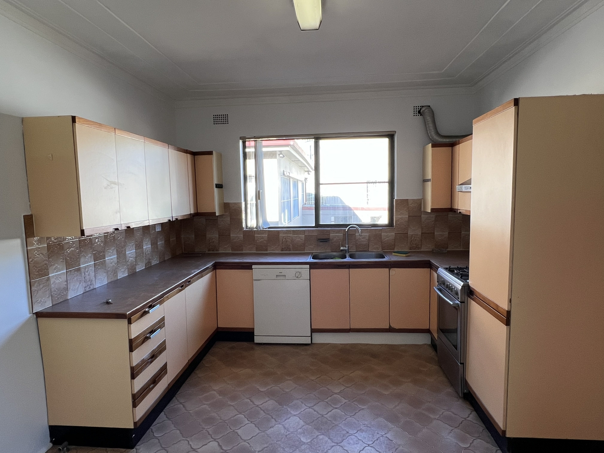 215 The Grand Parade, MONTEREY