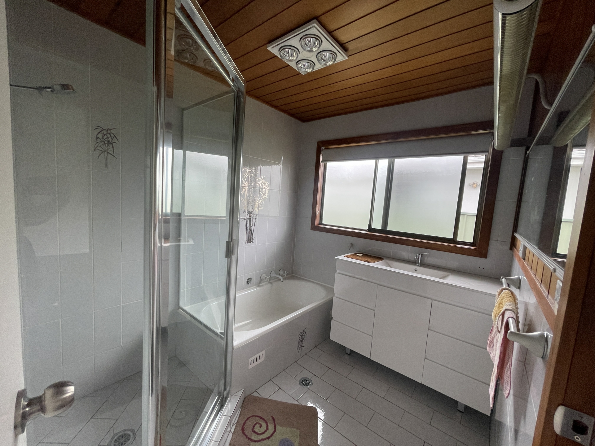 16 Shellcote Road, GREENACRE
