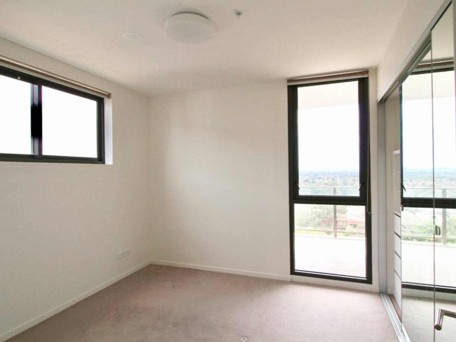 A1011/1B Pearl Street, HURSTVILLE