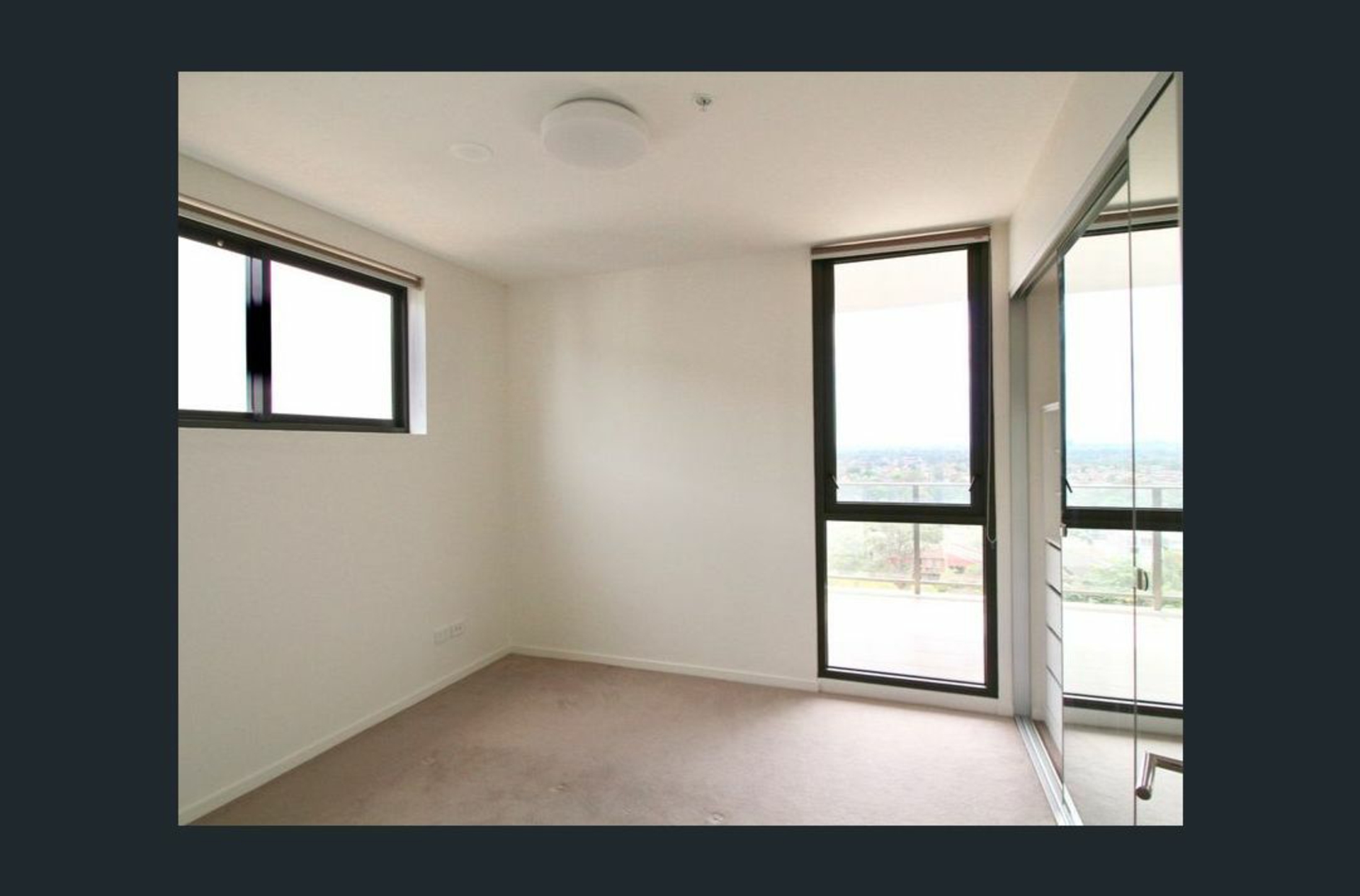 A1011/1B Pearl Street, HURSTVILLE
