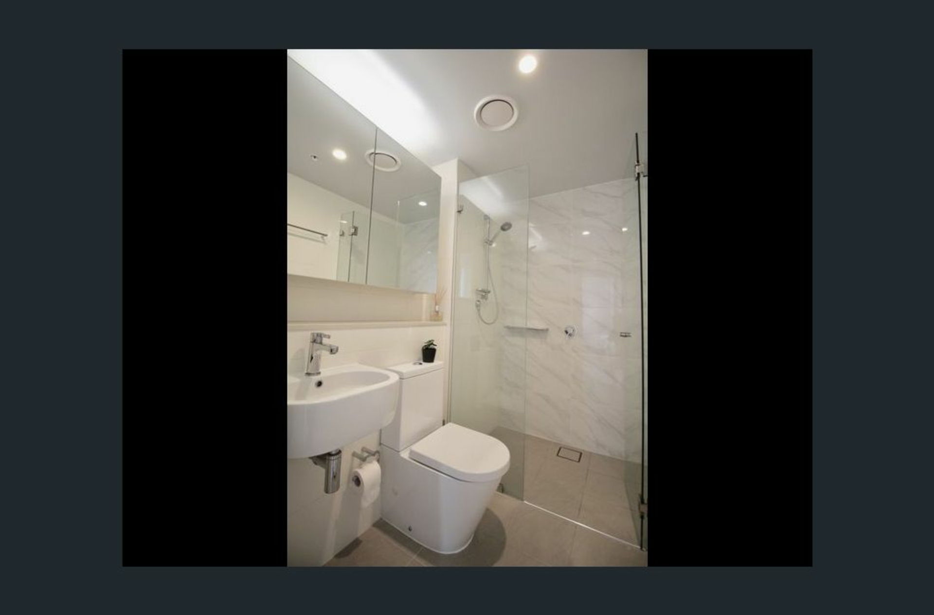 A1011/1B Pearl Street, HURSTVILLE