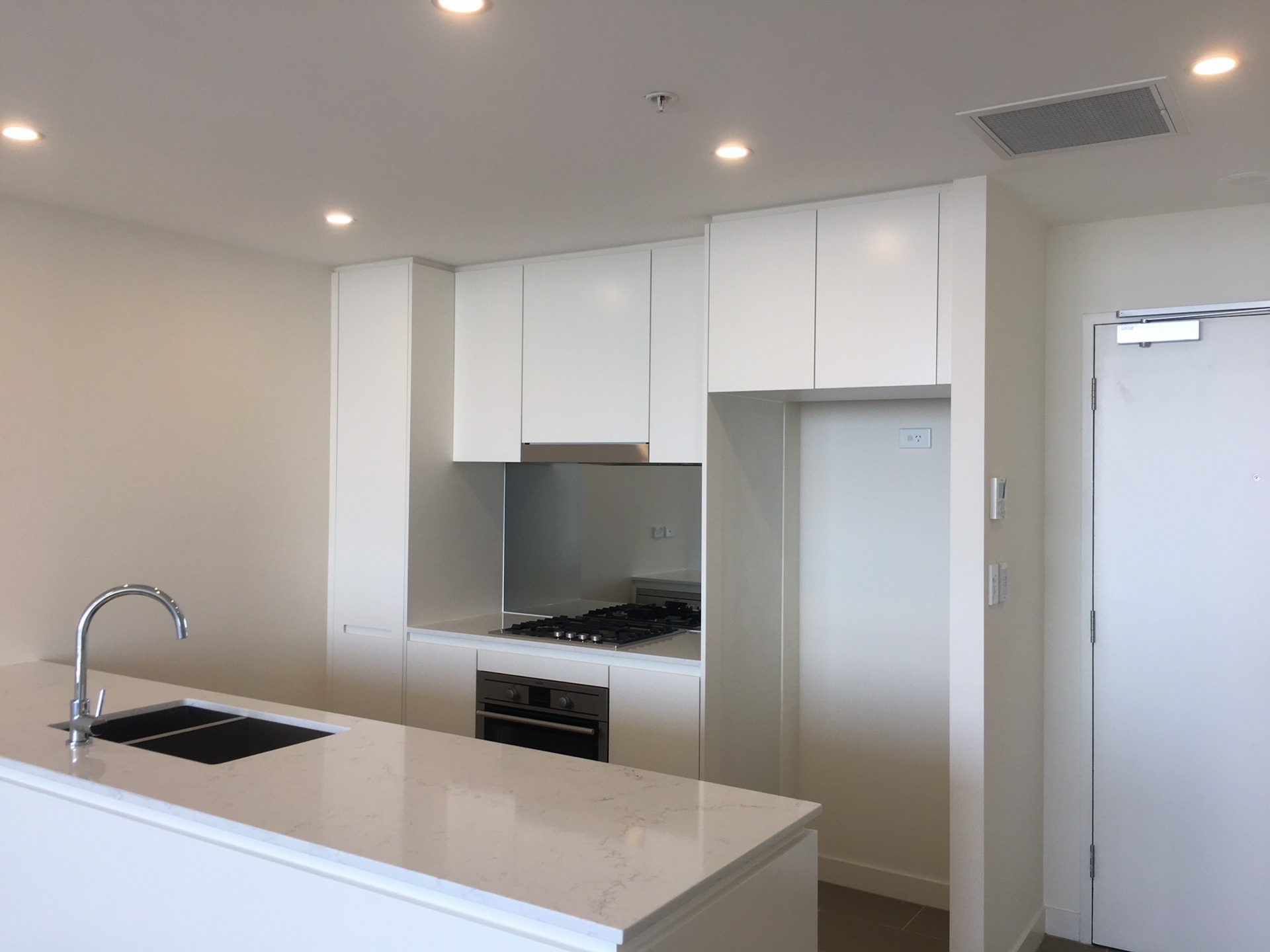 1302/31 Treacy Street, HURSTVILLE