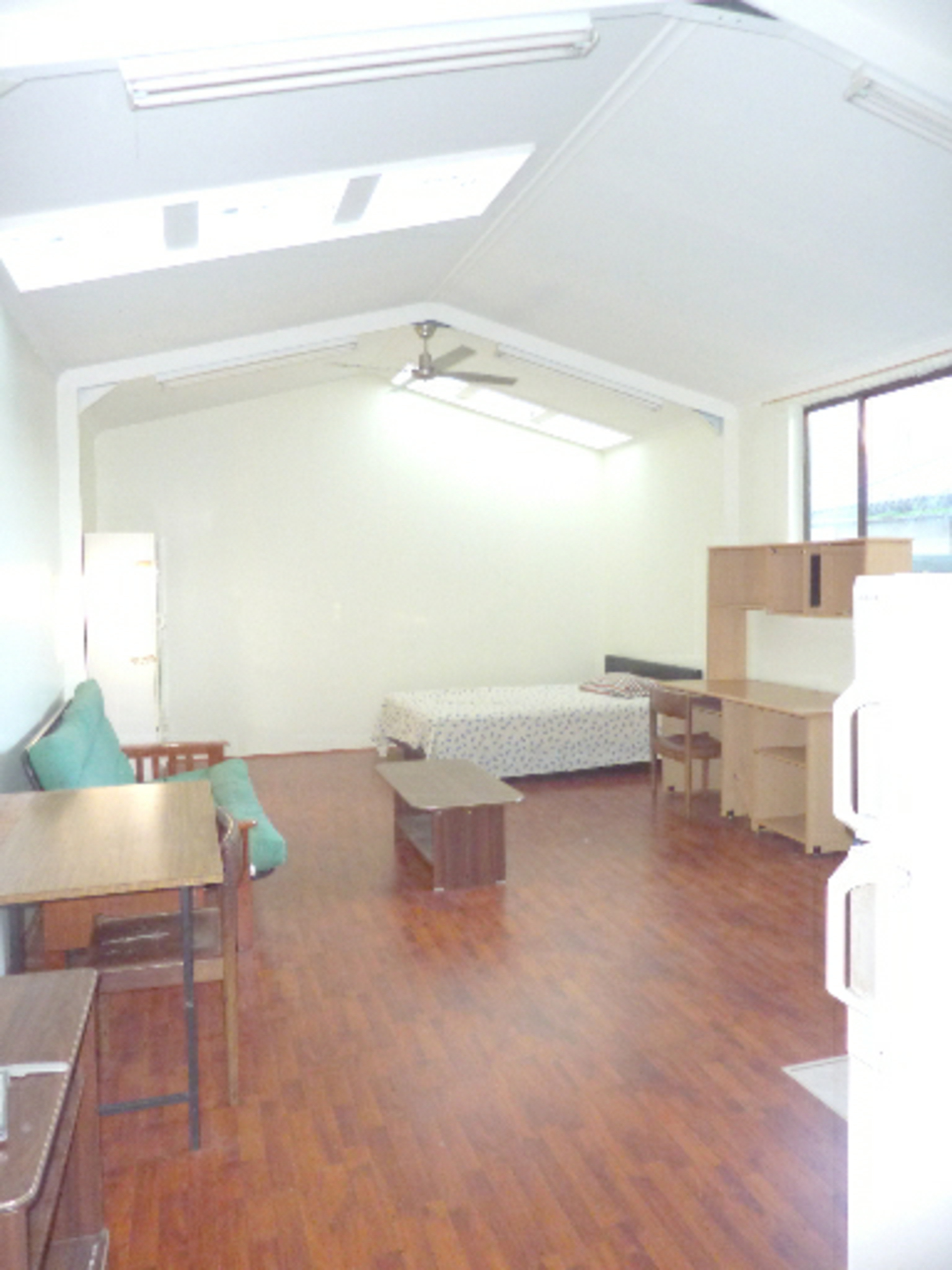 Flat 1/2 Nirimba Avenue — photo 3 of 6