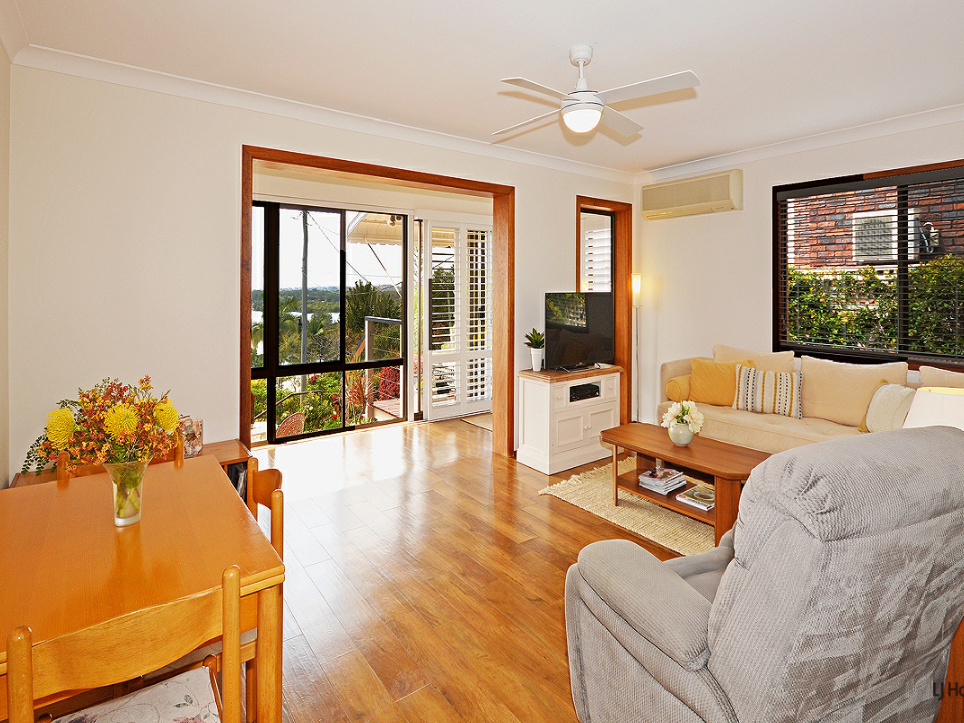 1/2 Clifford Crescent, BANORA POINT