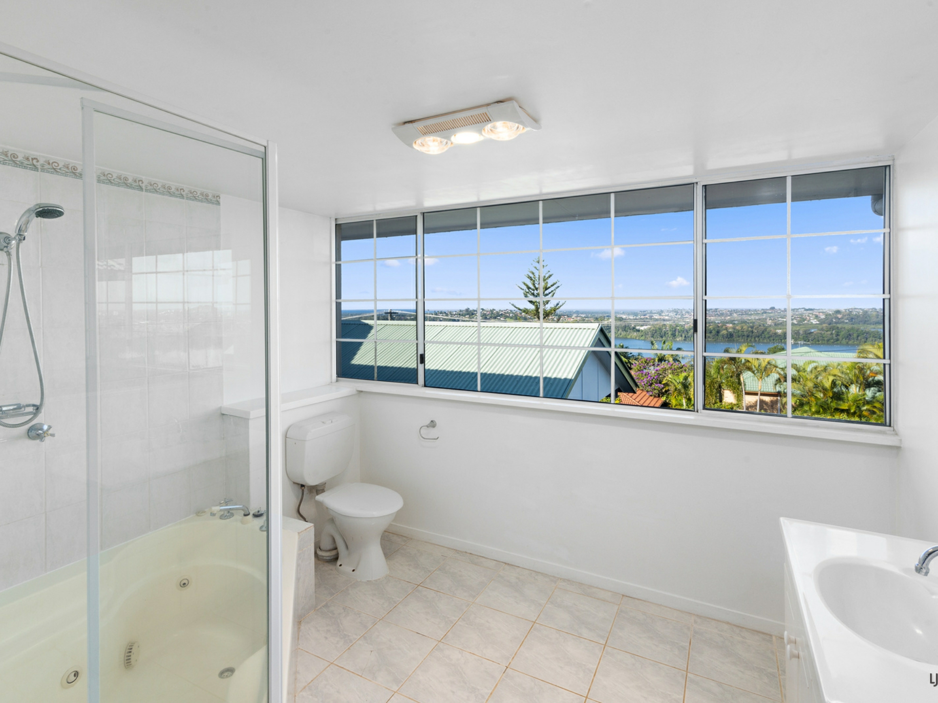 32 Lakeview Terrace, BILAMBIL HEIGHTS