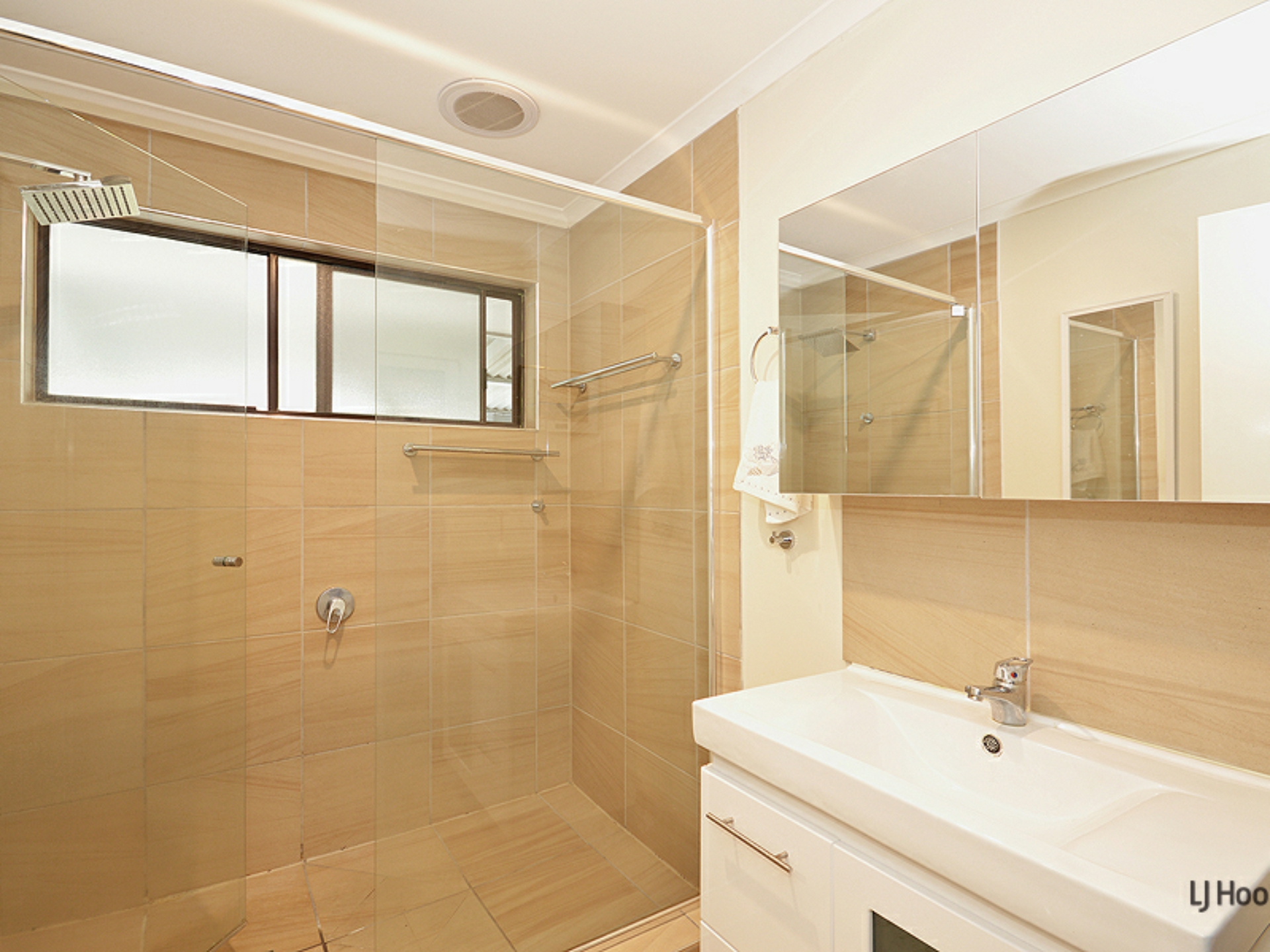 1/41 Covent Gardens Way Banora Point NSW