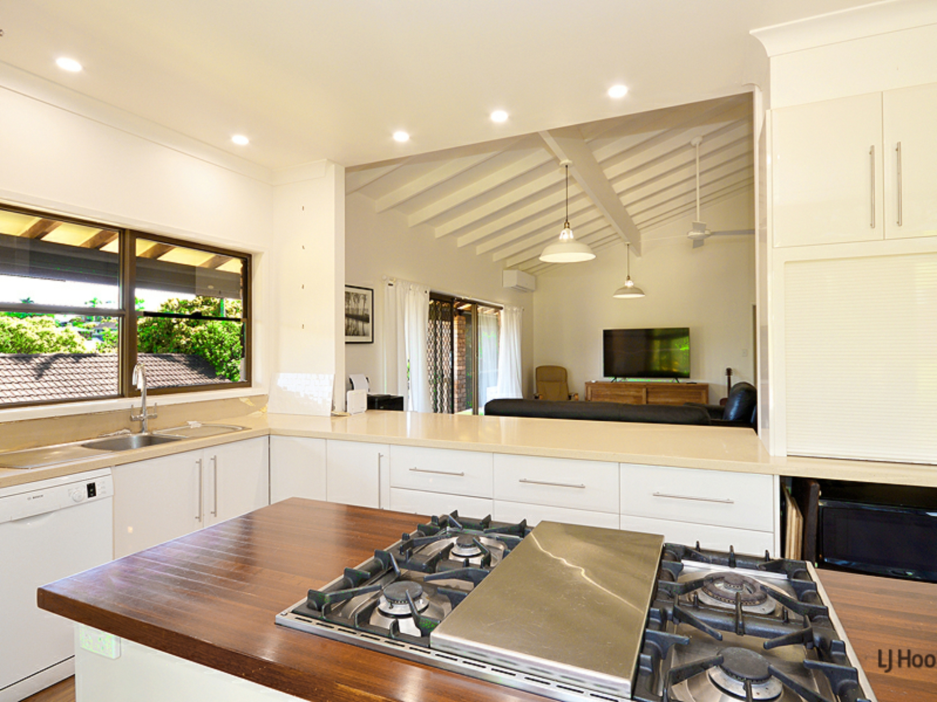 21 Widgee Avenue Banora Point NSW