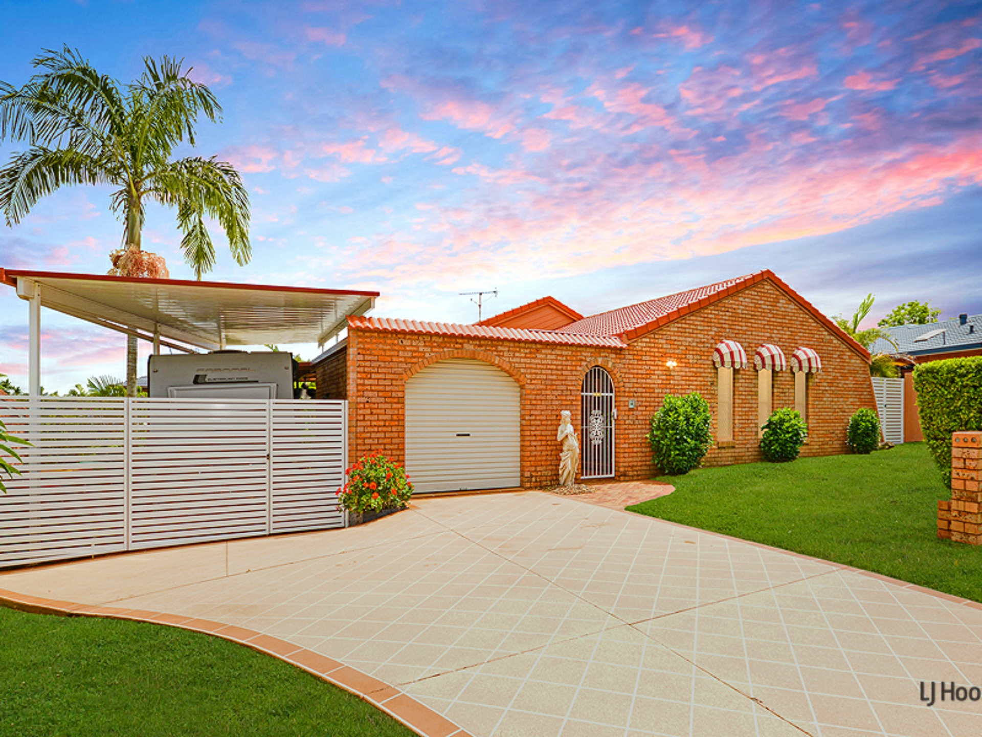 2 Banora Hills Drive, Banora Point