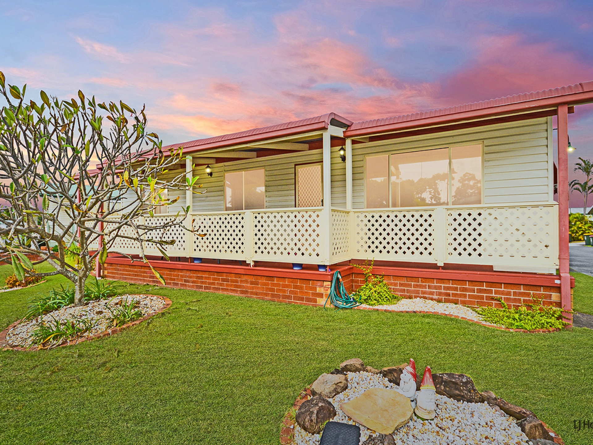 101/67 Winders Place, BANORA POINT