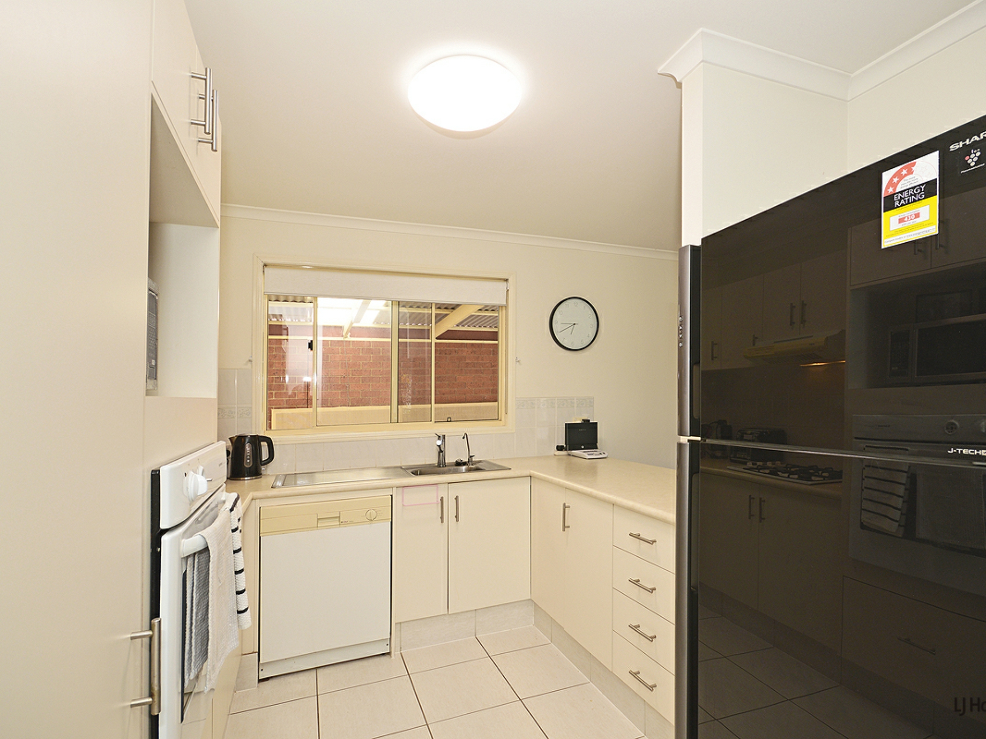 101/67 Winders Place, BANORA POINT