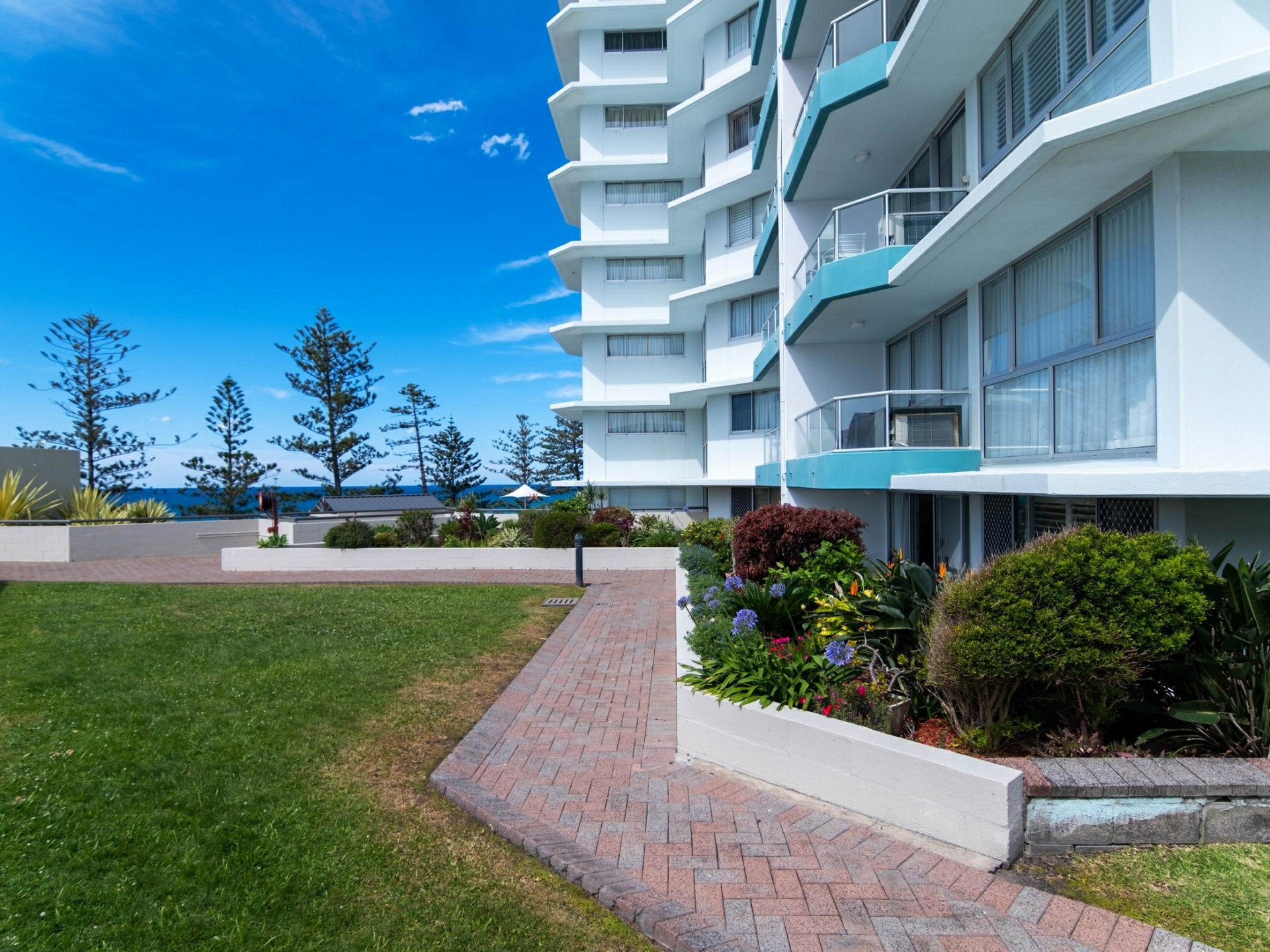 114/70-80 Marine Parade, COOLANGATTA