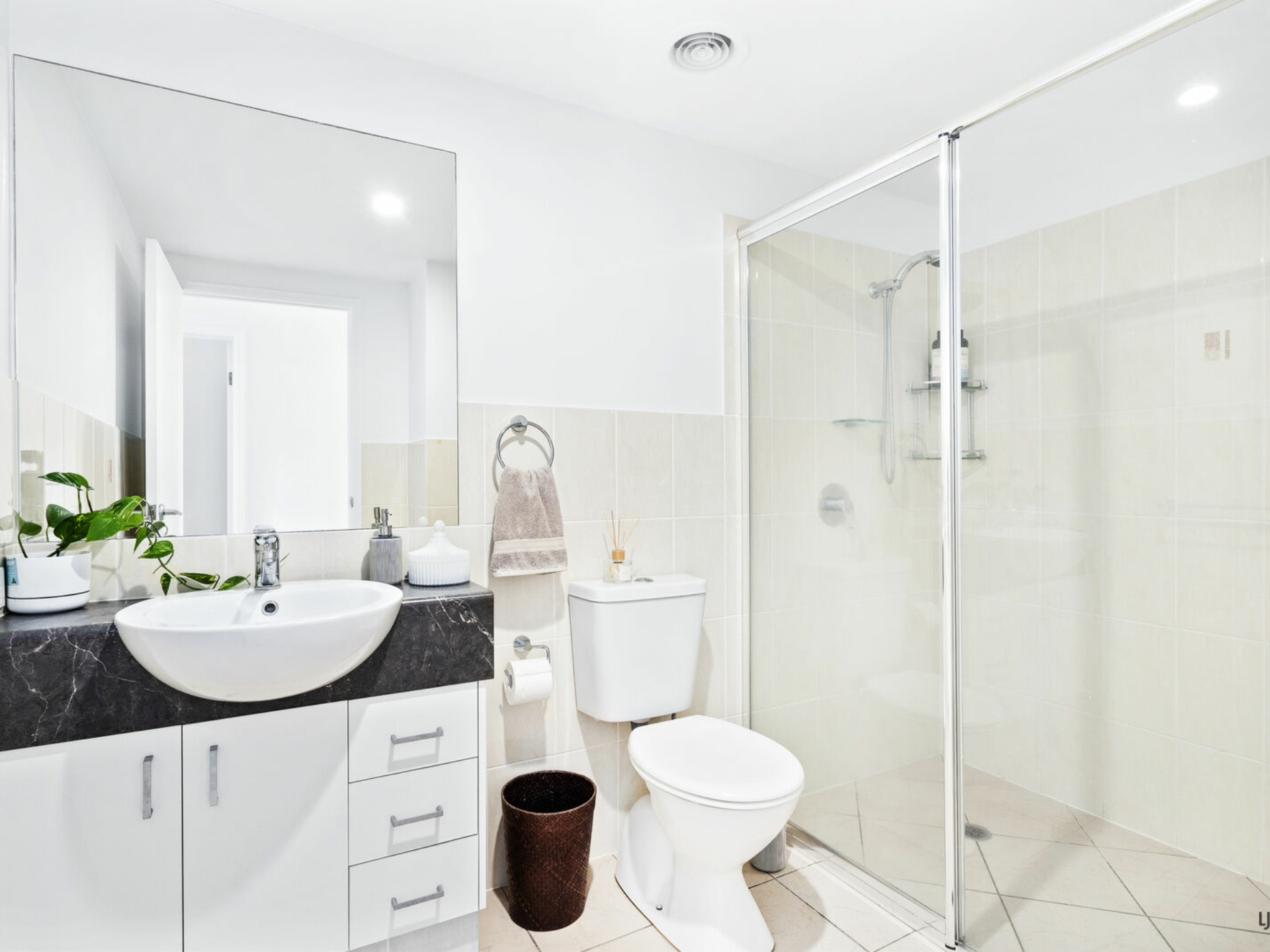 216/3-5 Thrower Drive, CURRUMBIN
