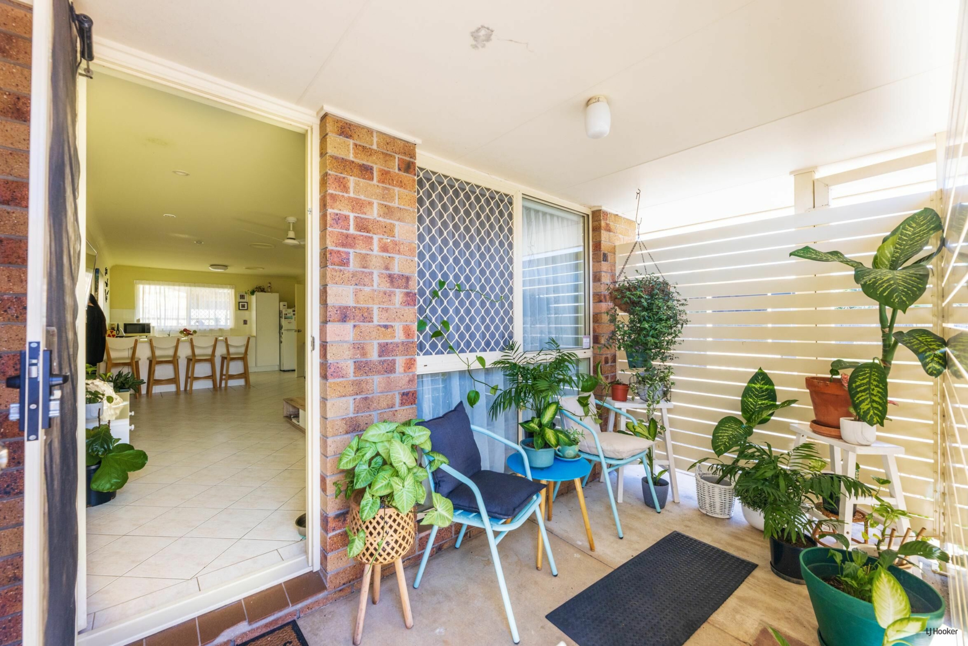 2/86 Honeymyrtle Drive, BANORA POINT