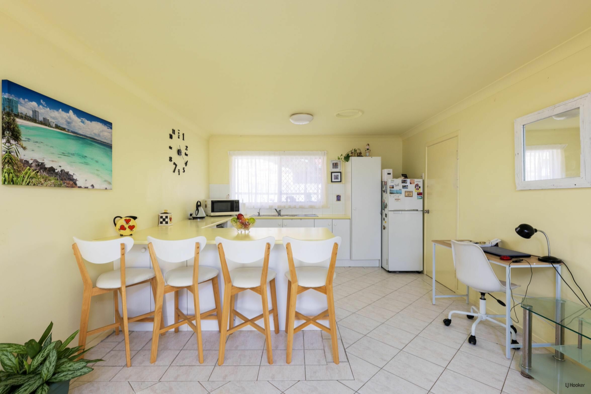 2/86 Honeymyrtle Drive, BANORA POINT