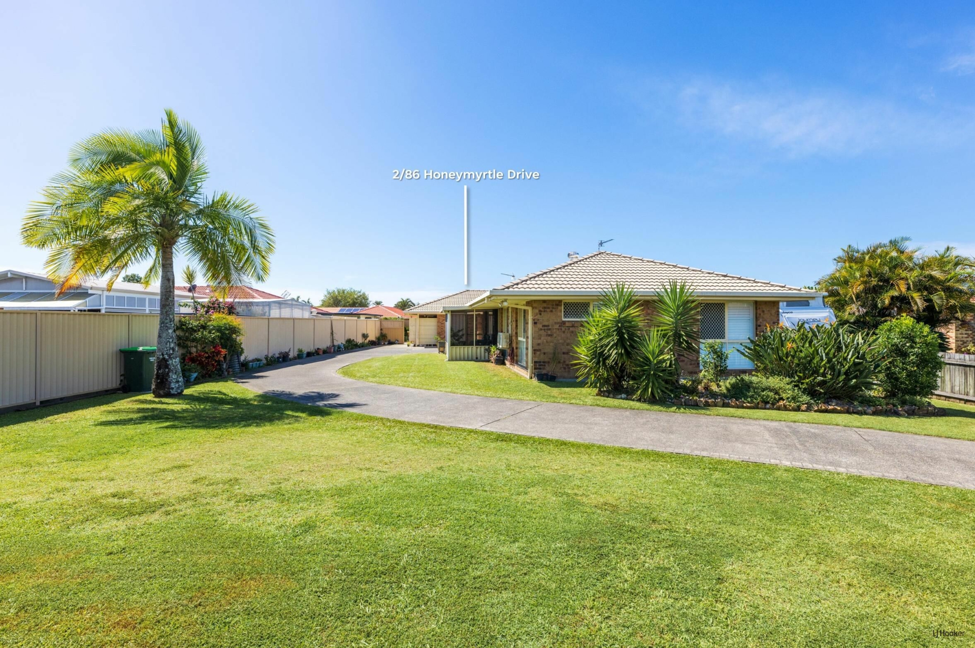 2/86 Honeymyrtle Drive, BANORA POINT