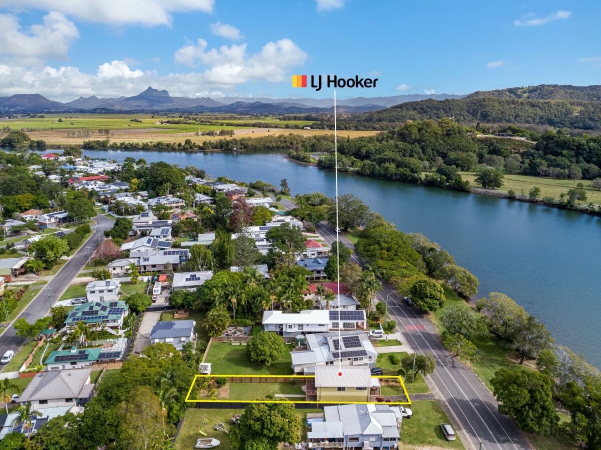 32 Riverside Drive, TUMBULGUM