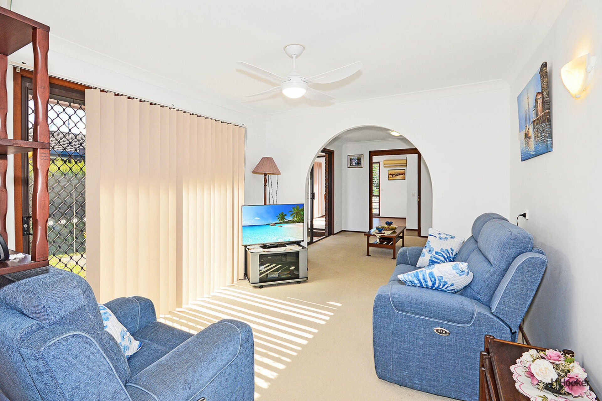 144 Pioneer Parade, BANORA POINT