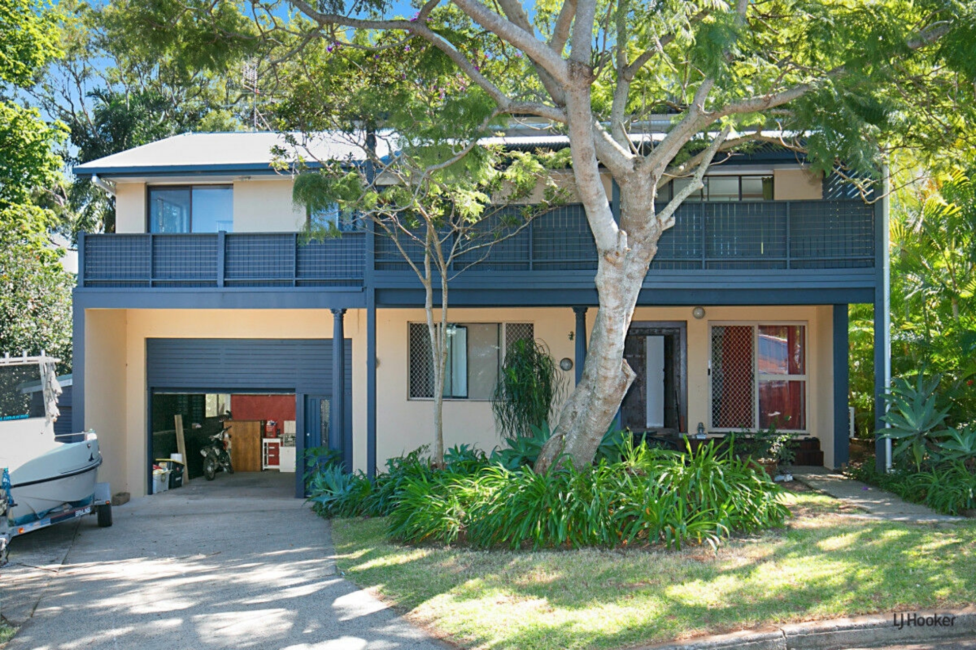 1/2 Adina Place, BANORA POINT