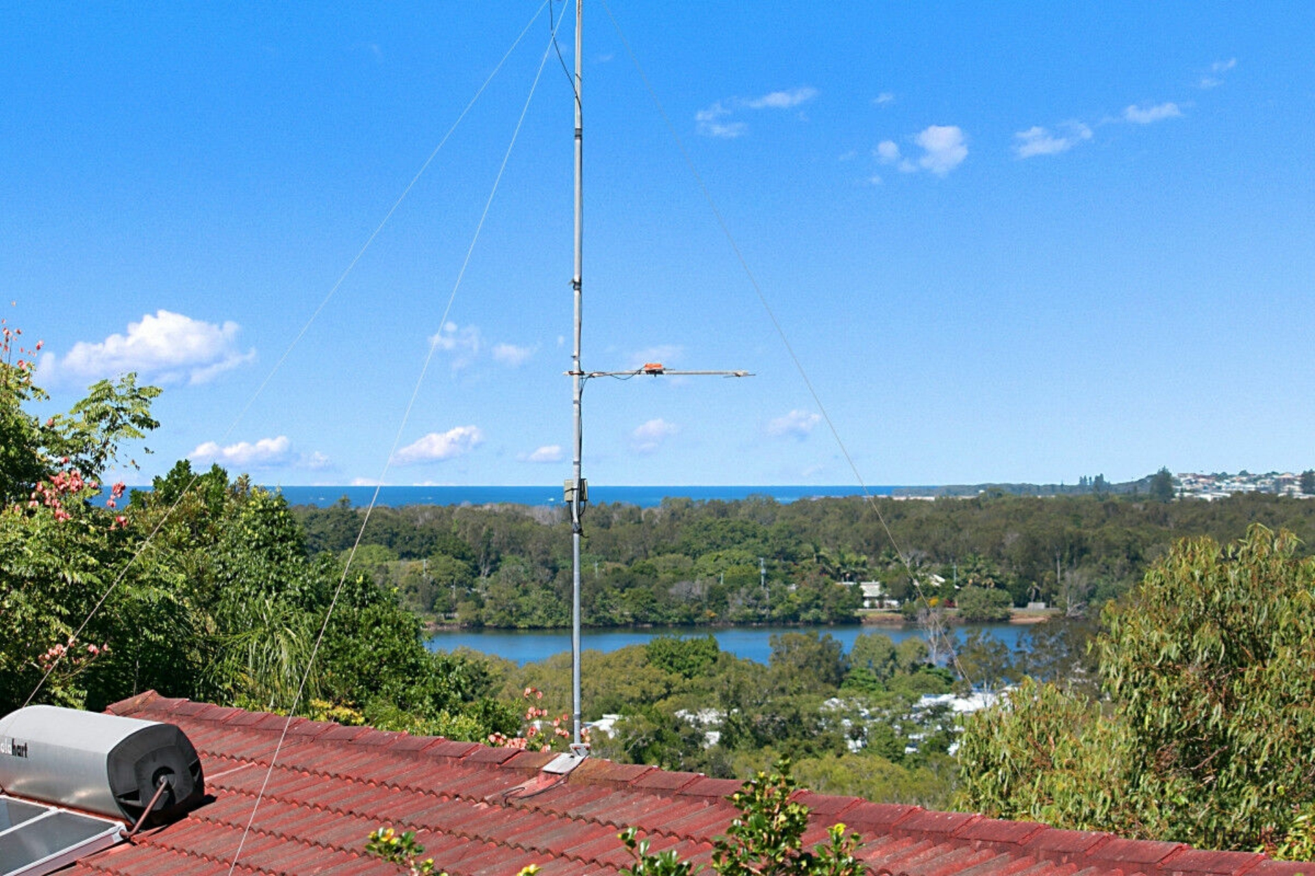 1/2 Adina Place, BANORA POINT