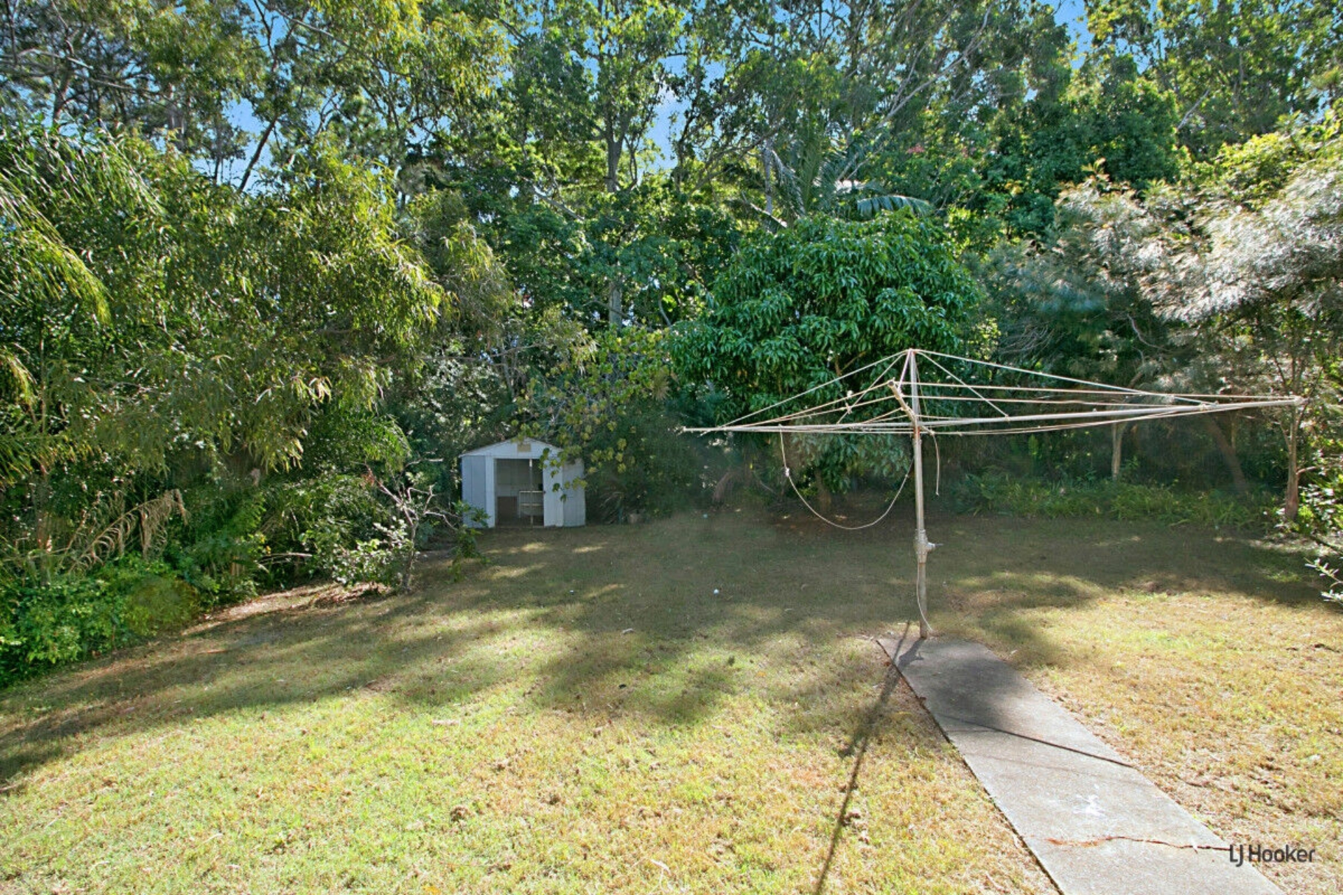 1/2 Adina Place, BANORA POINT