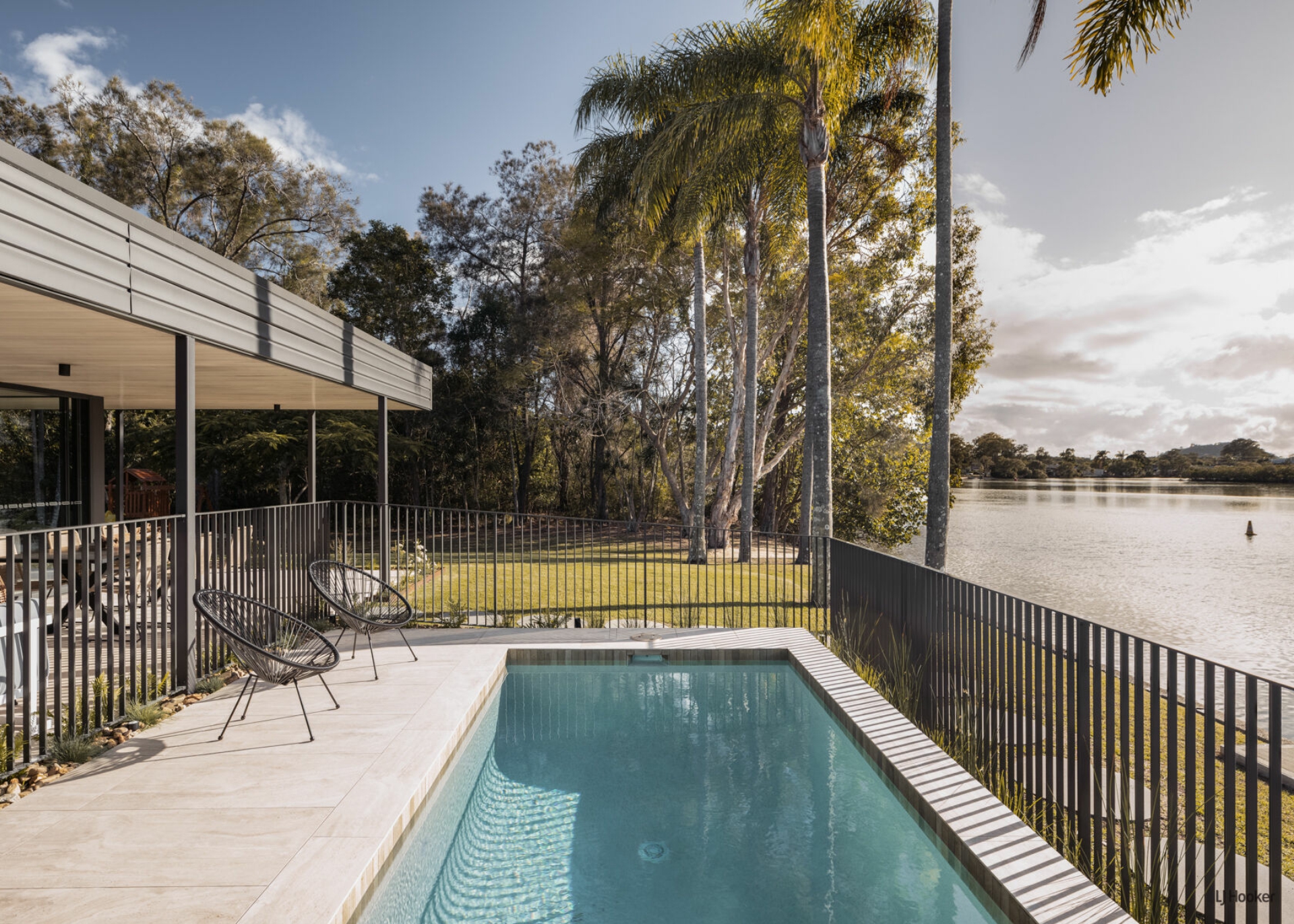 1 Gollan Drive, TWEED HEADS WEST