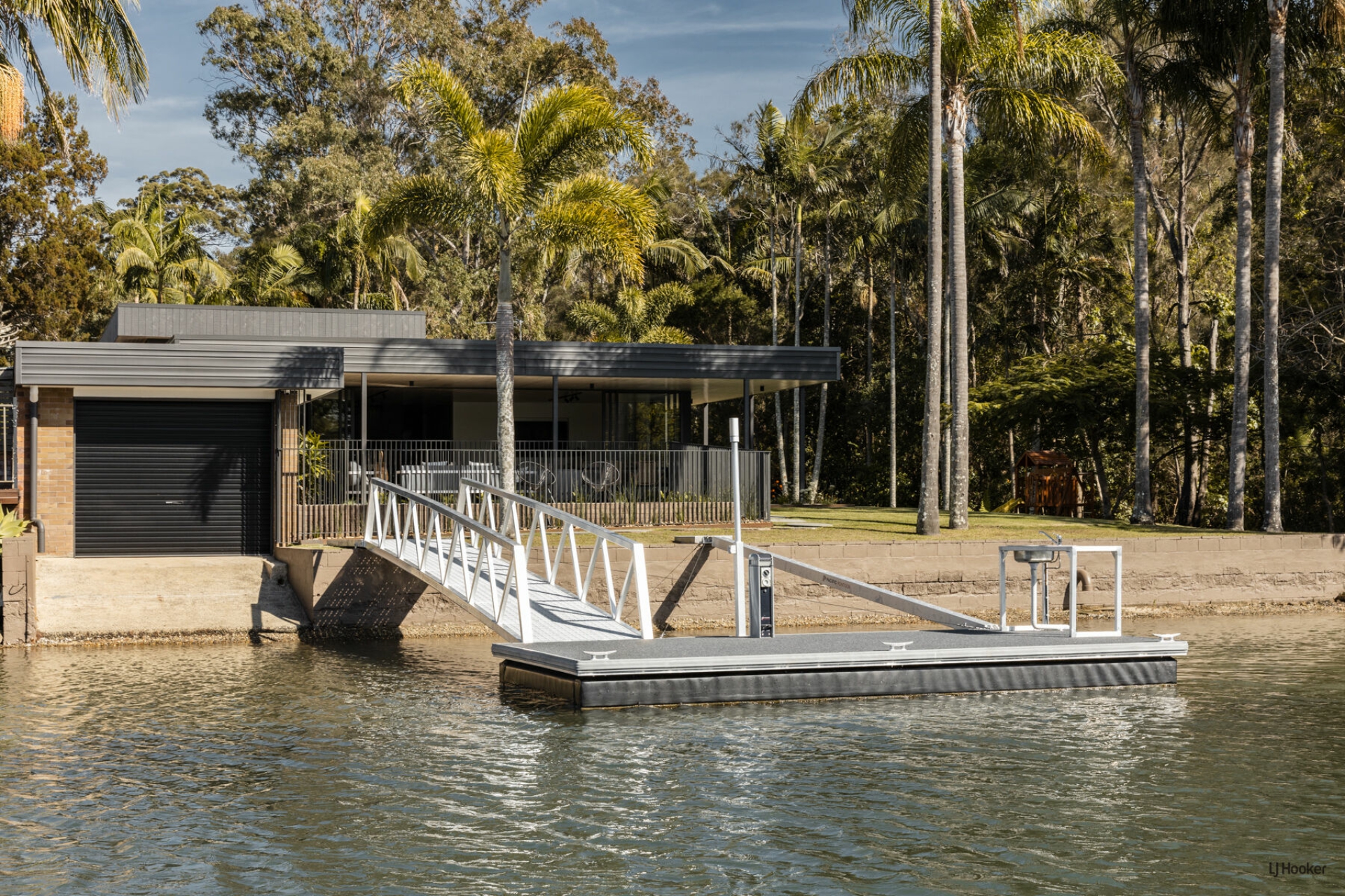 1 Gollan Drive, TWEED HEADS WEST