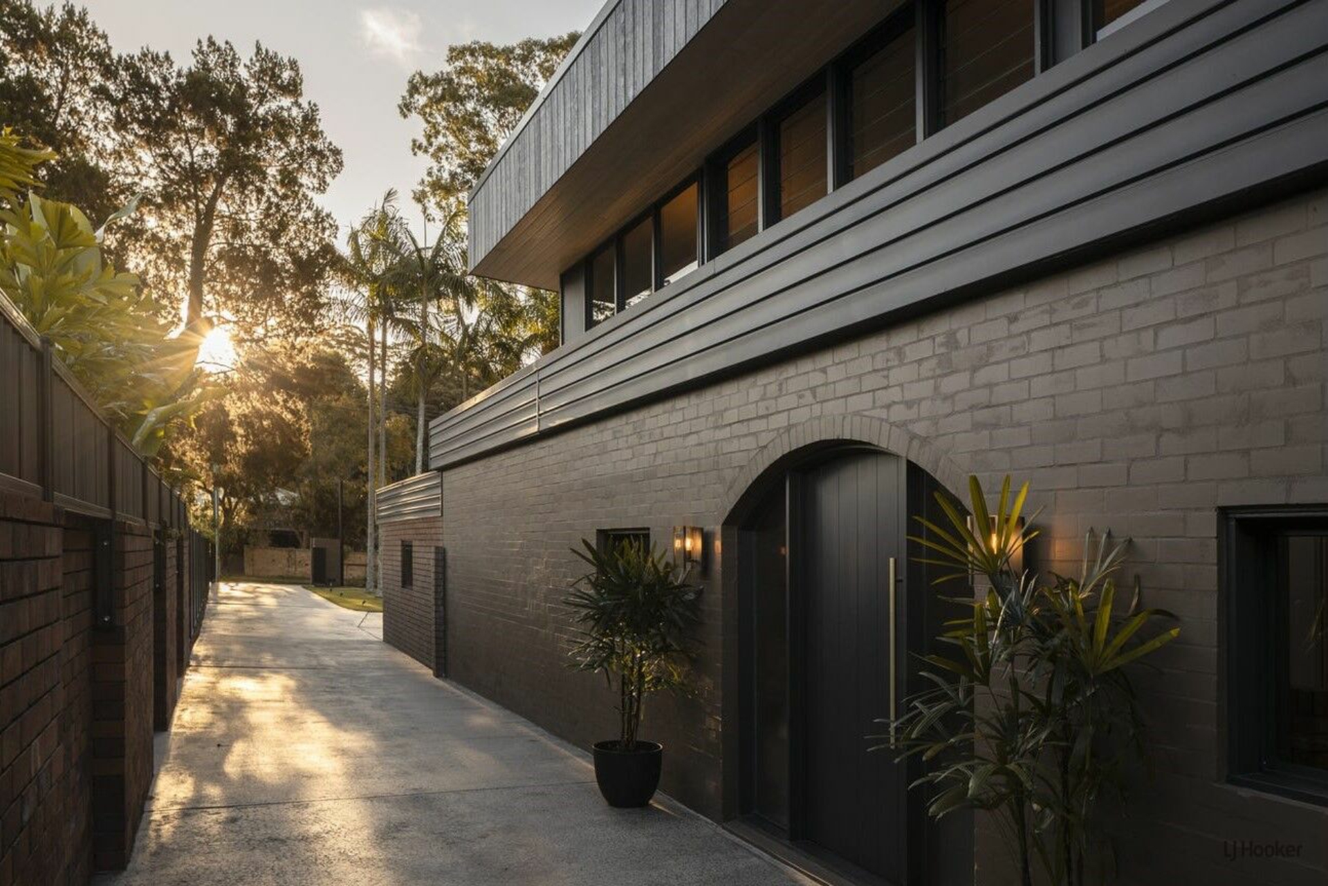 1 Gollan Drive, TWEED HEADS WEST