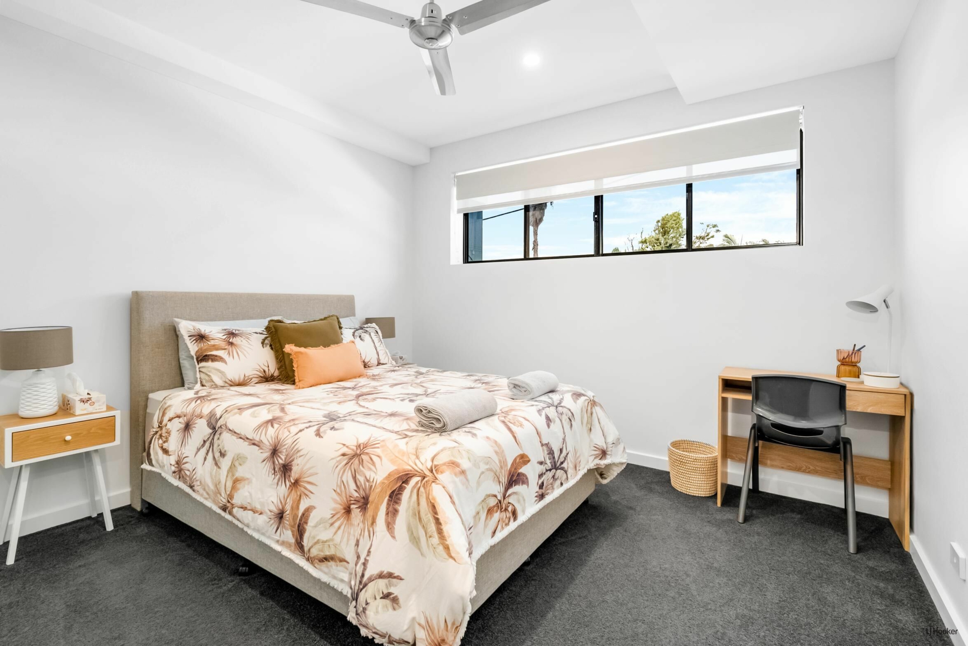 6/8 Coronation Avenue, POTTSVILLE