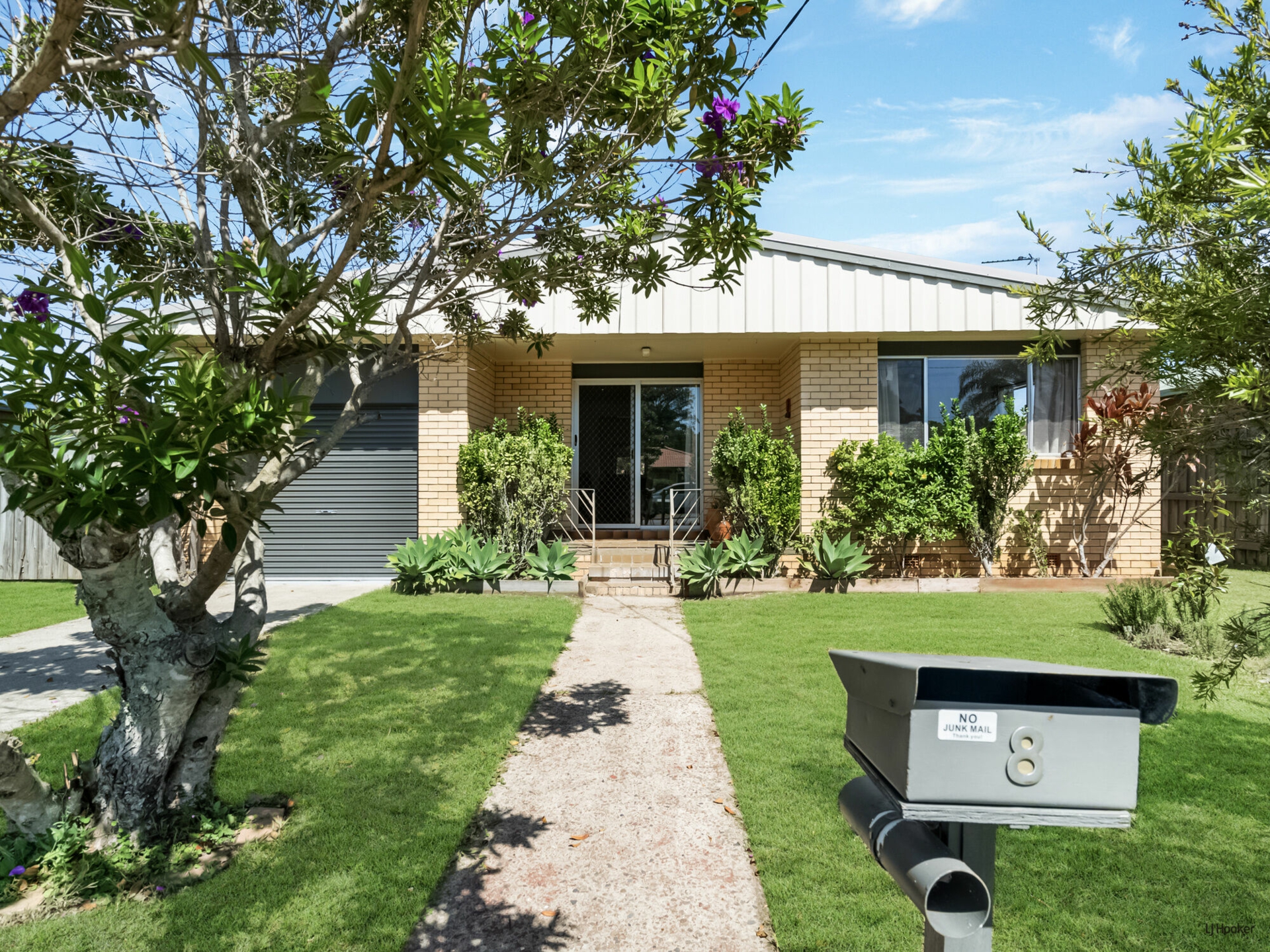 8 Sandra Street, TWEED HEADS SOUTH