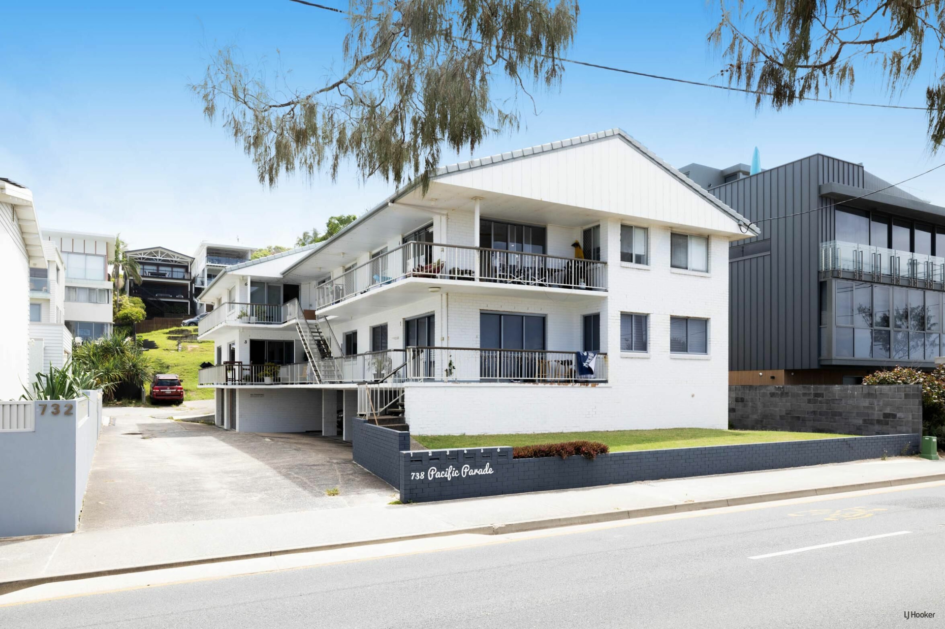 2/738 Pacific Parade, CURRUMBIN