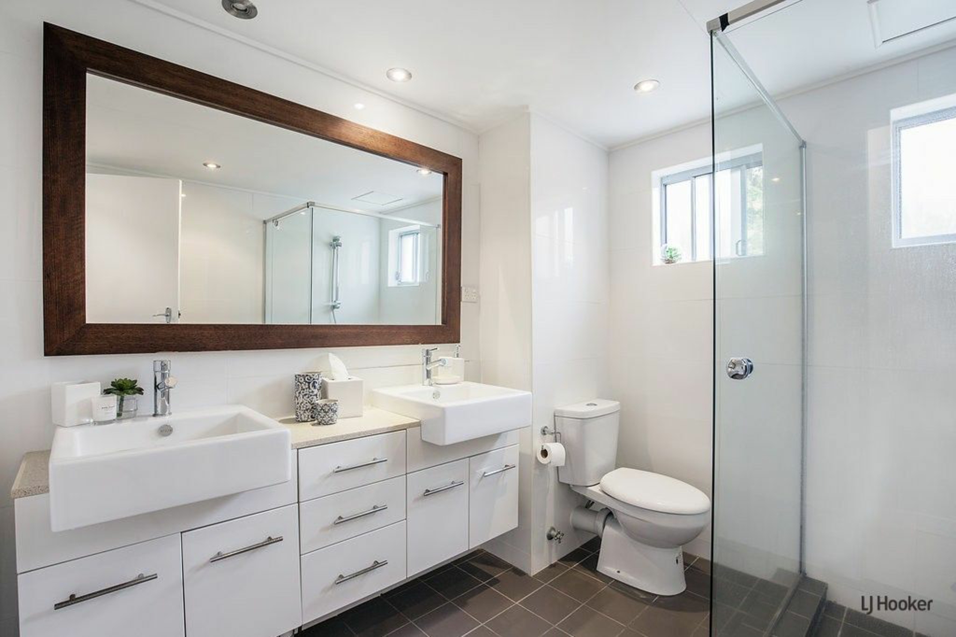 2/738 Pacific Parade, CURRUMBIN