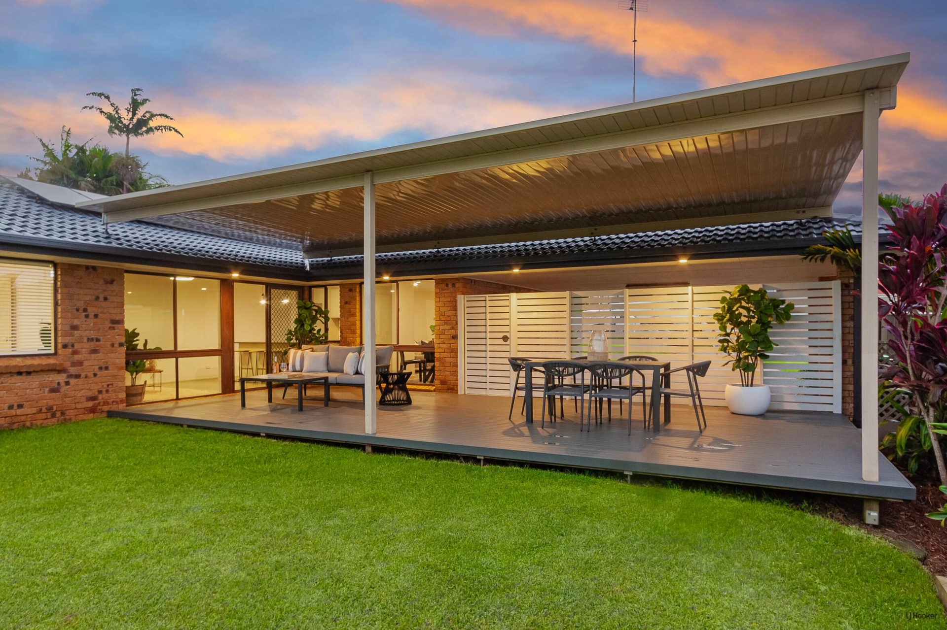 14 Peppermint Place, BANORA POINT