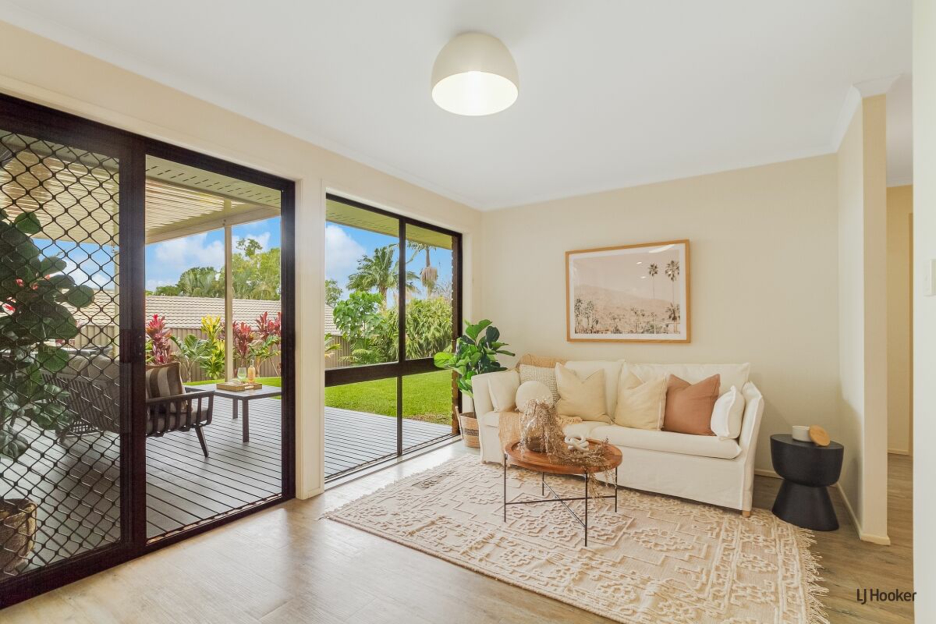 14 Peppermint Place, BANORA POINT
