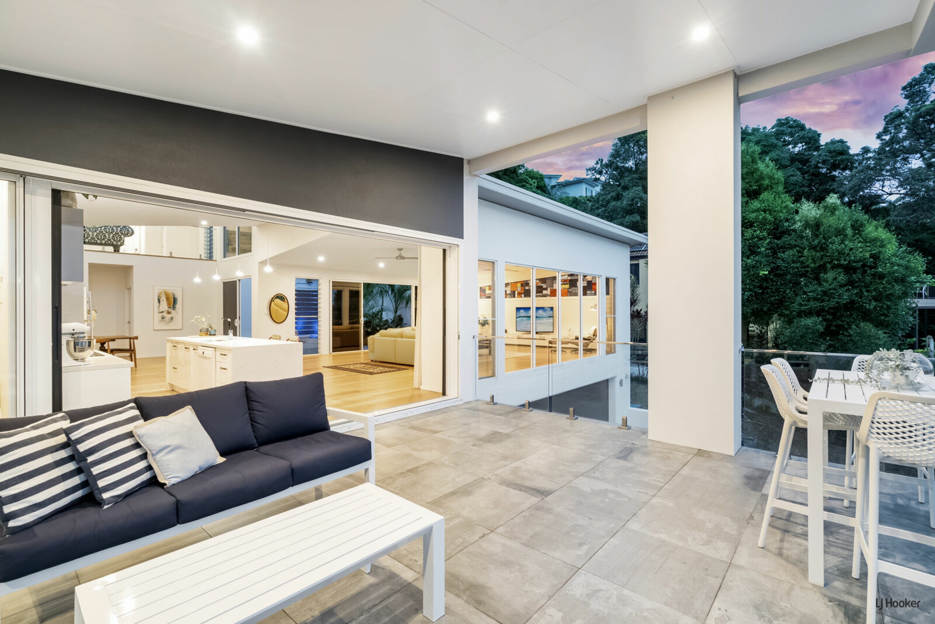 15 Kennedy Drive, TWEED HEADS