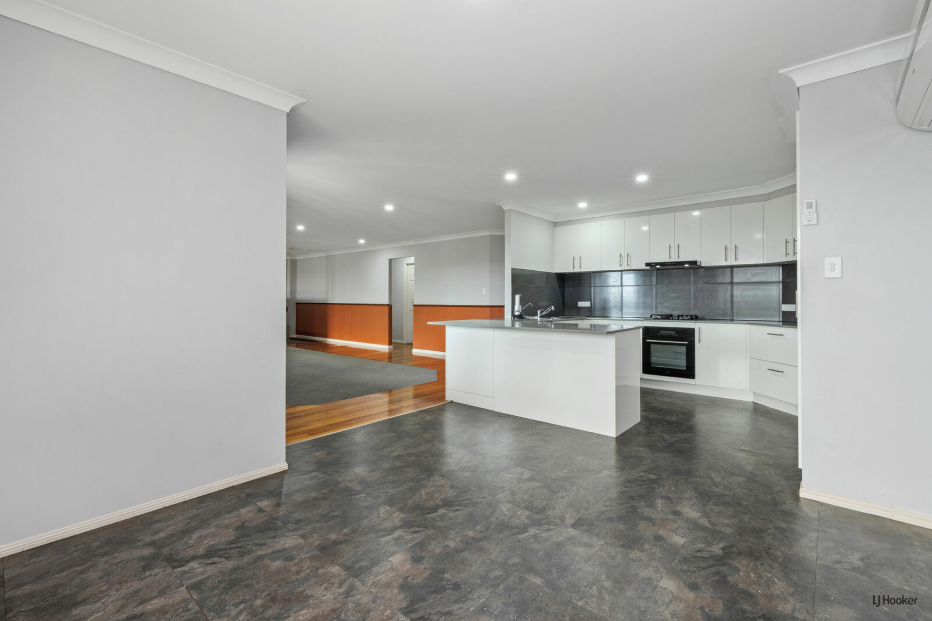 14 Jumbuck Crescent, TERRANORA
