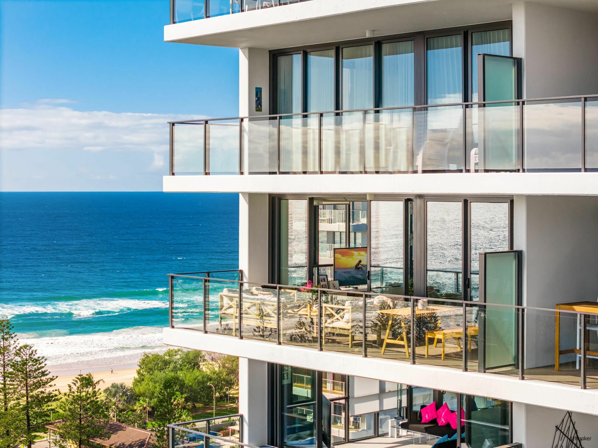 76/18 Chelsea Avenue, BROADBEACH