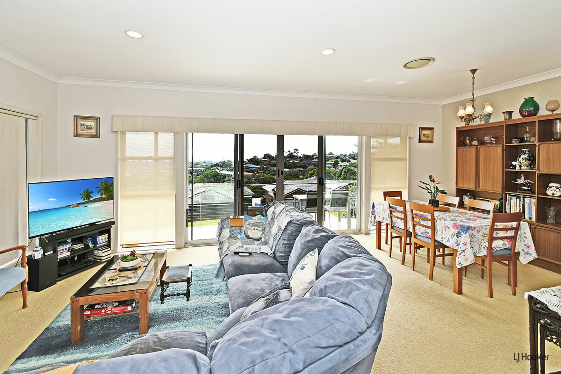 2 Widgee Avenue, BANORA POINT