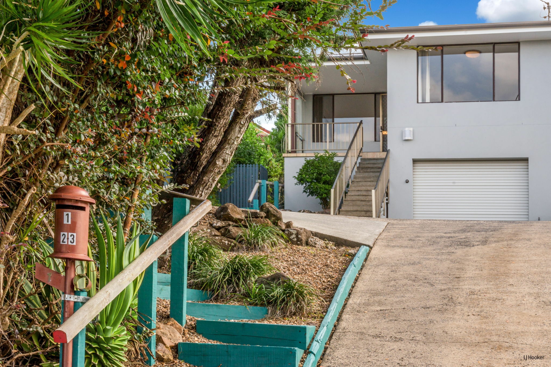 1/23 Martinelli Avenue, BANORA POINT