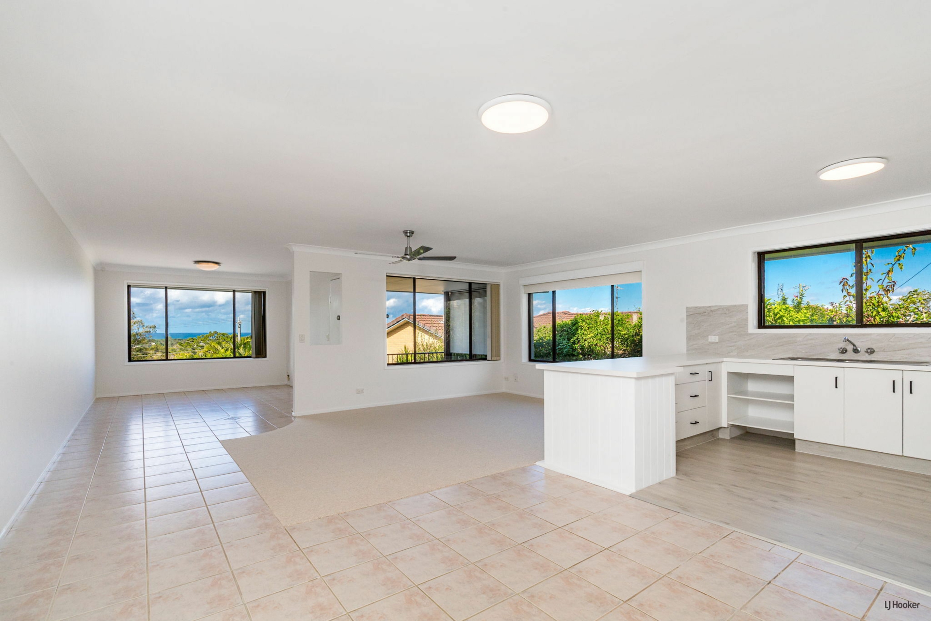 1/23 Martinelli Avenue, BANORA POINT