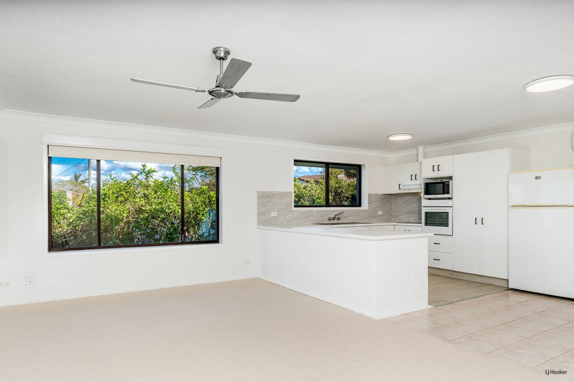 1/23 Martinelli Avenue, BANORA POINT