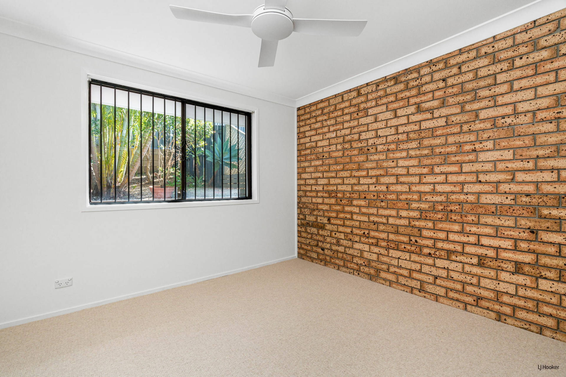 1/23 Martinelli Avenue, BANORA POINT